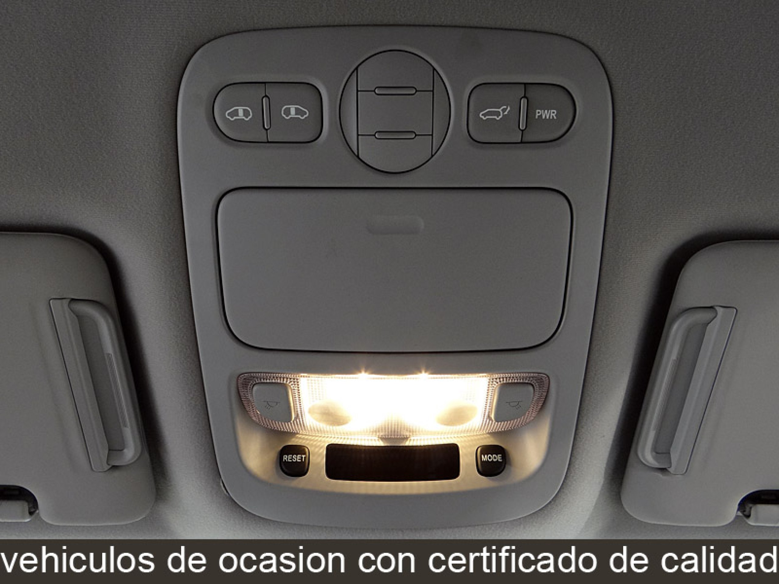 Foto Kia Carnival 28