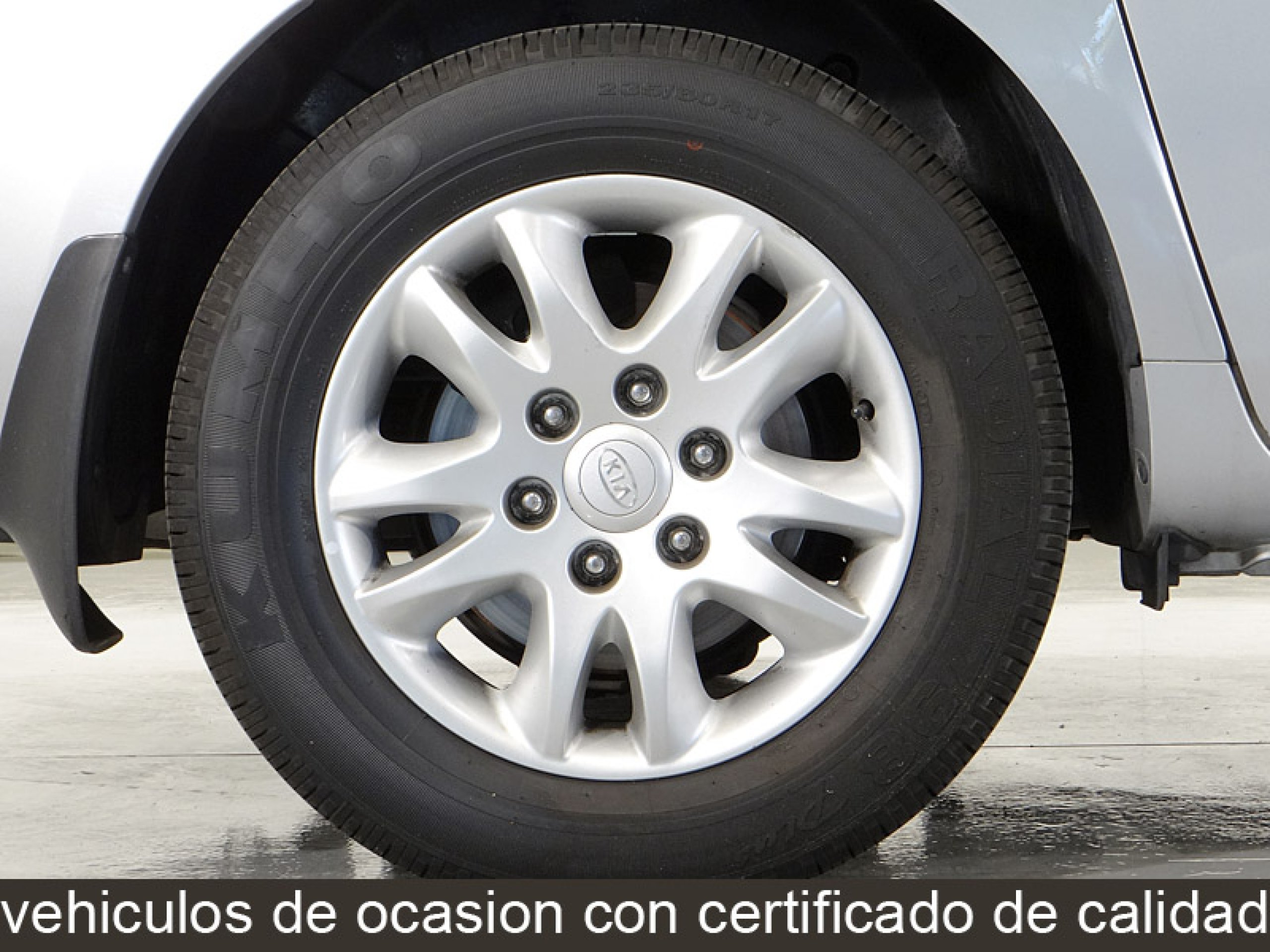 Foto Kia Carnival 37
