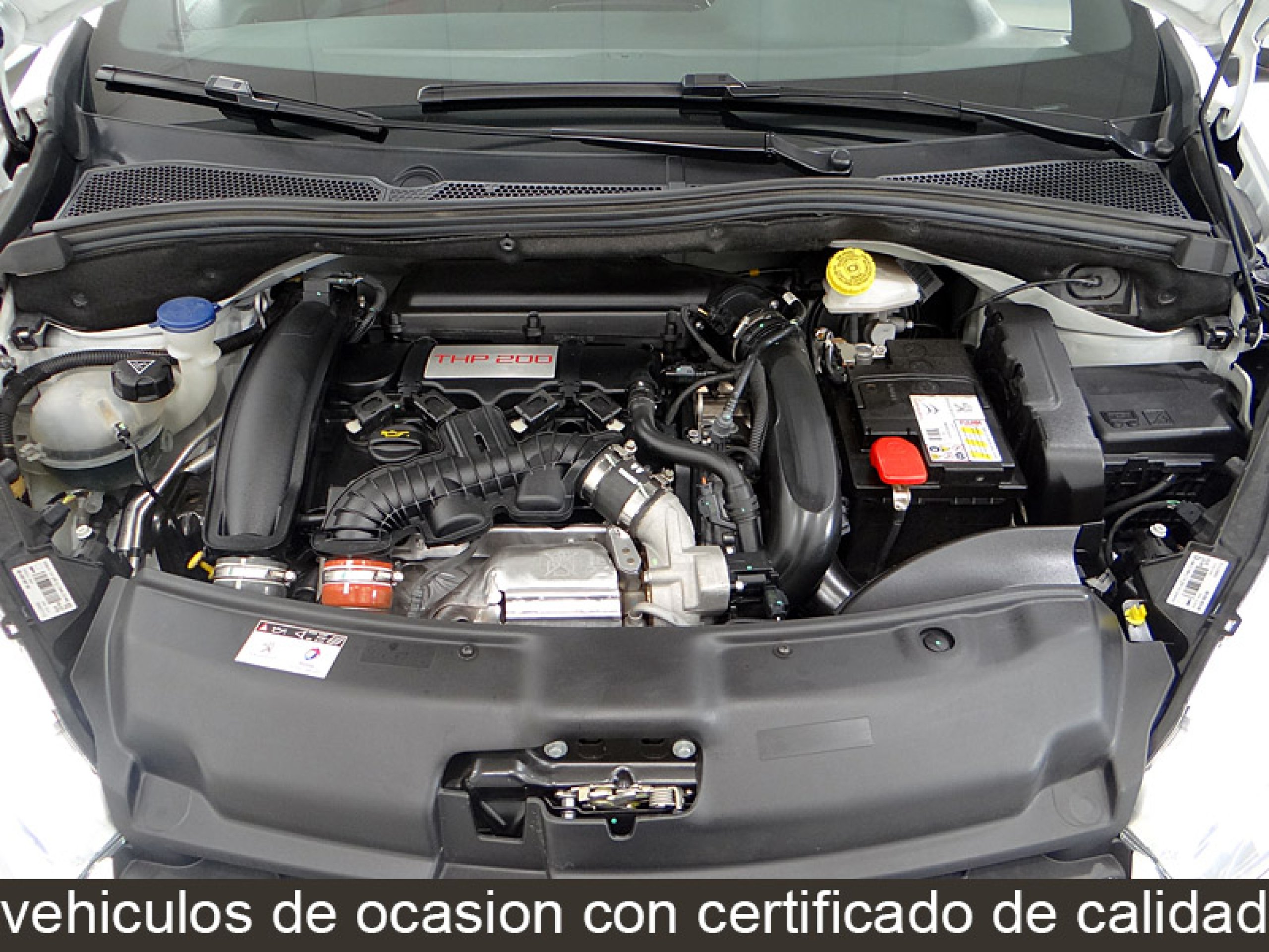 Foto Peugeot 208 13