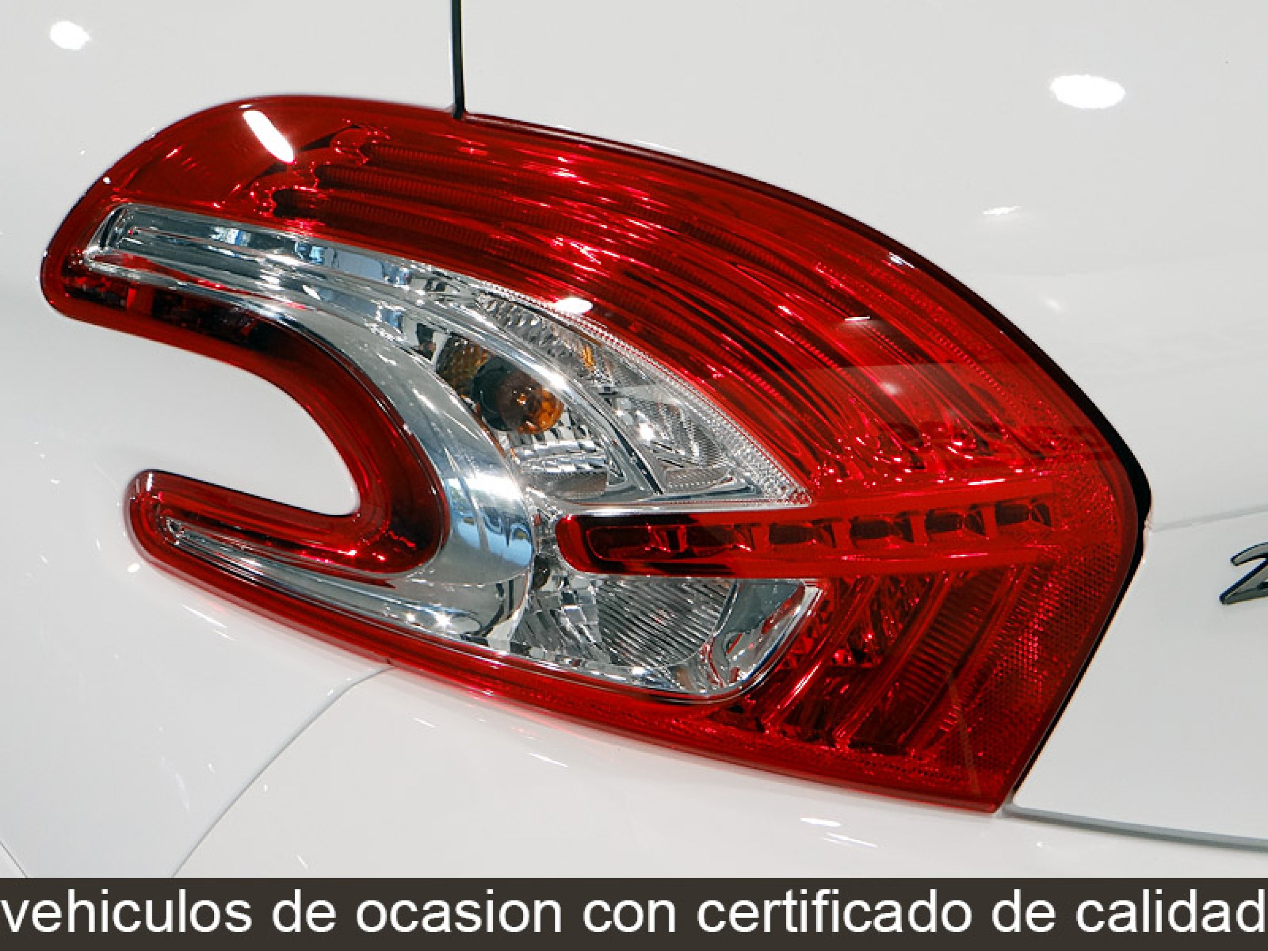 Foto Peugeot 208 17