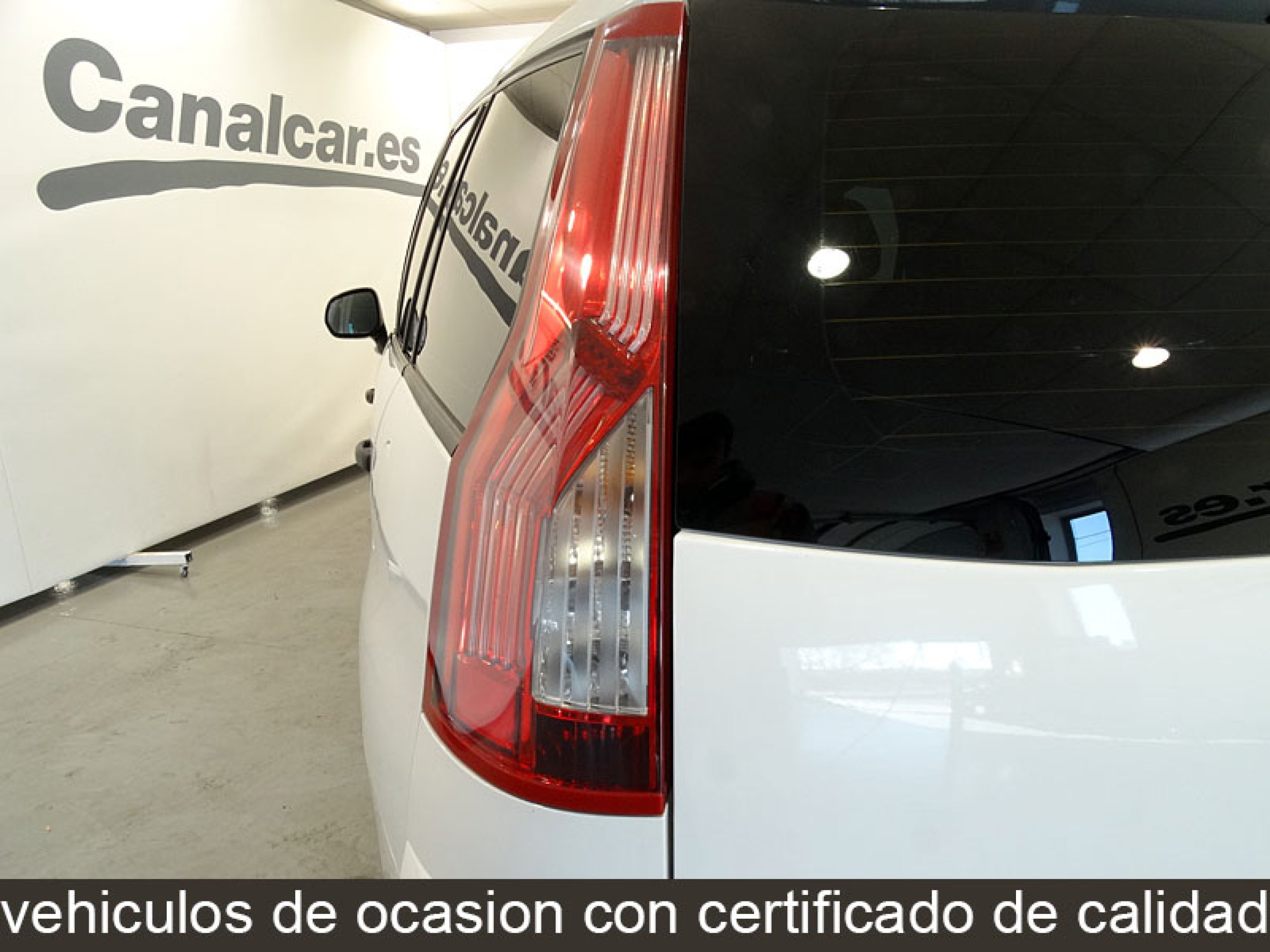 Foto Citroen Grand C4 Picasso 9