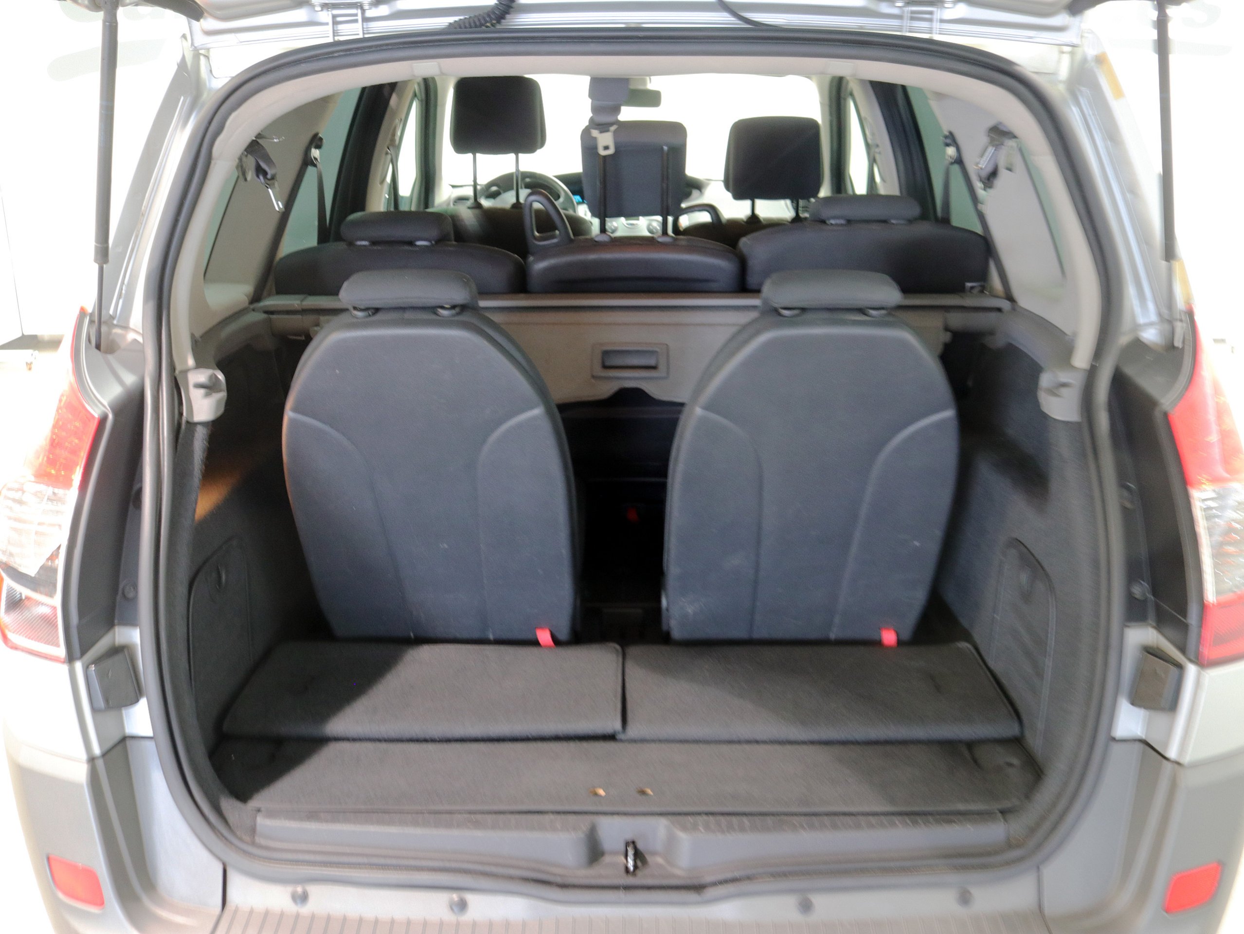 Foto Renault Grand Scenic 11