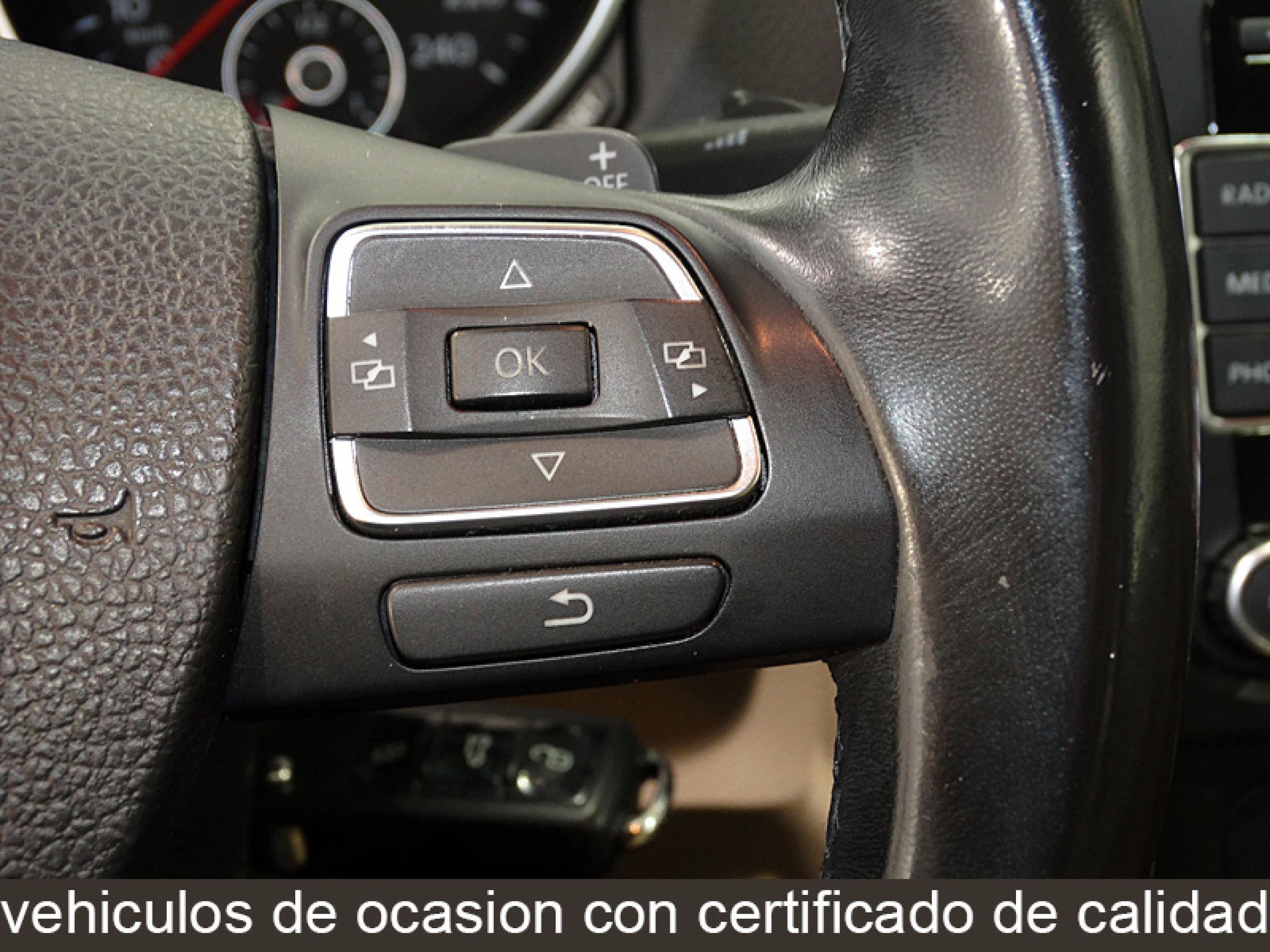 Foto Volkswagen Golf 32