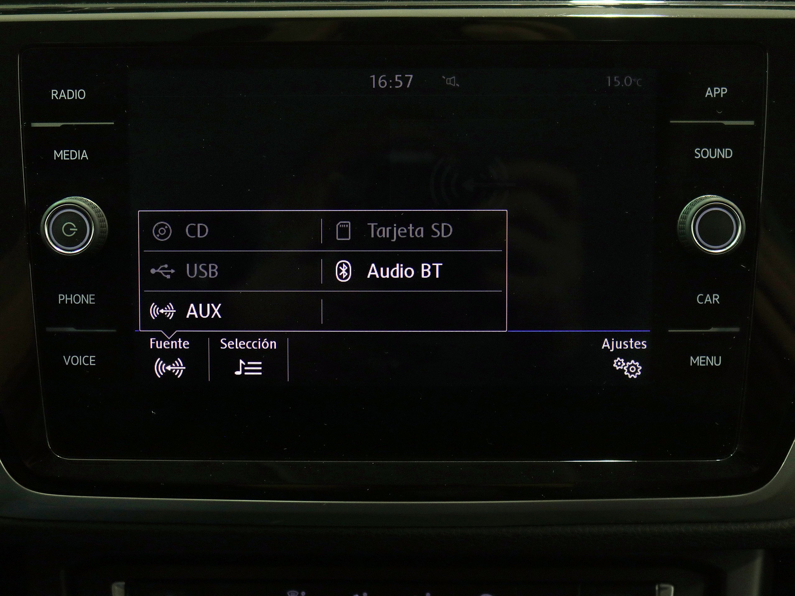 Foto Volkswagen Touran 24