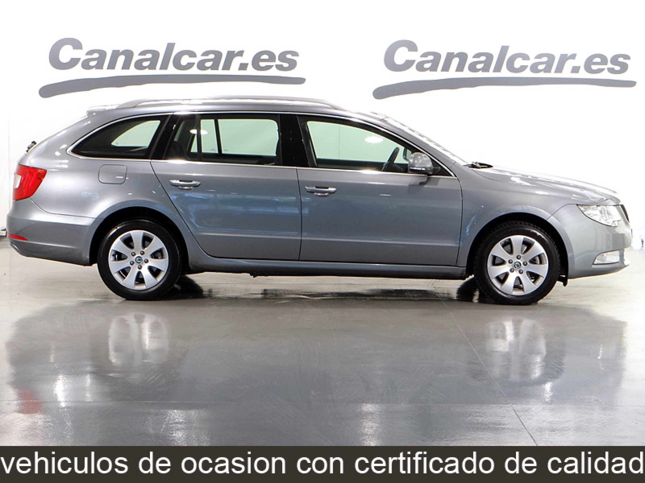 Foto Skoda Superb 5