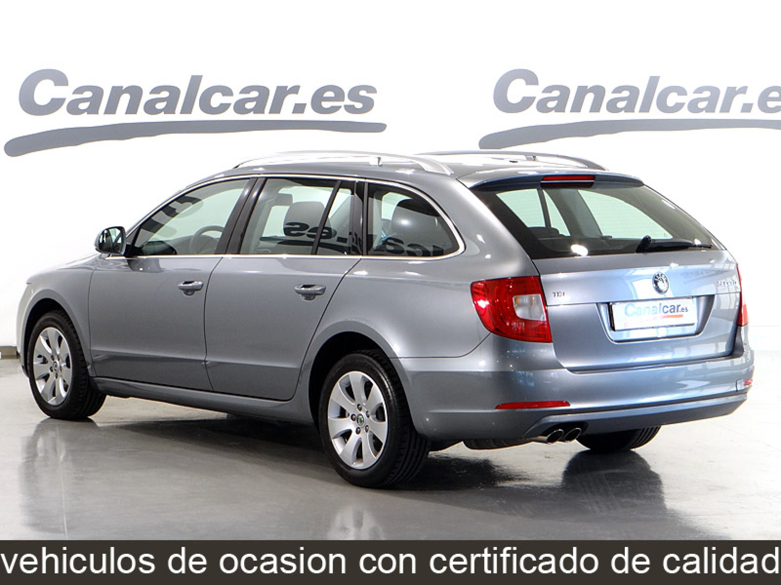 Foto Skoda Superb 11
