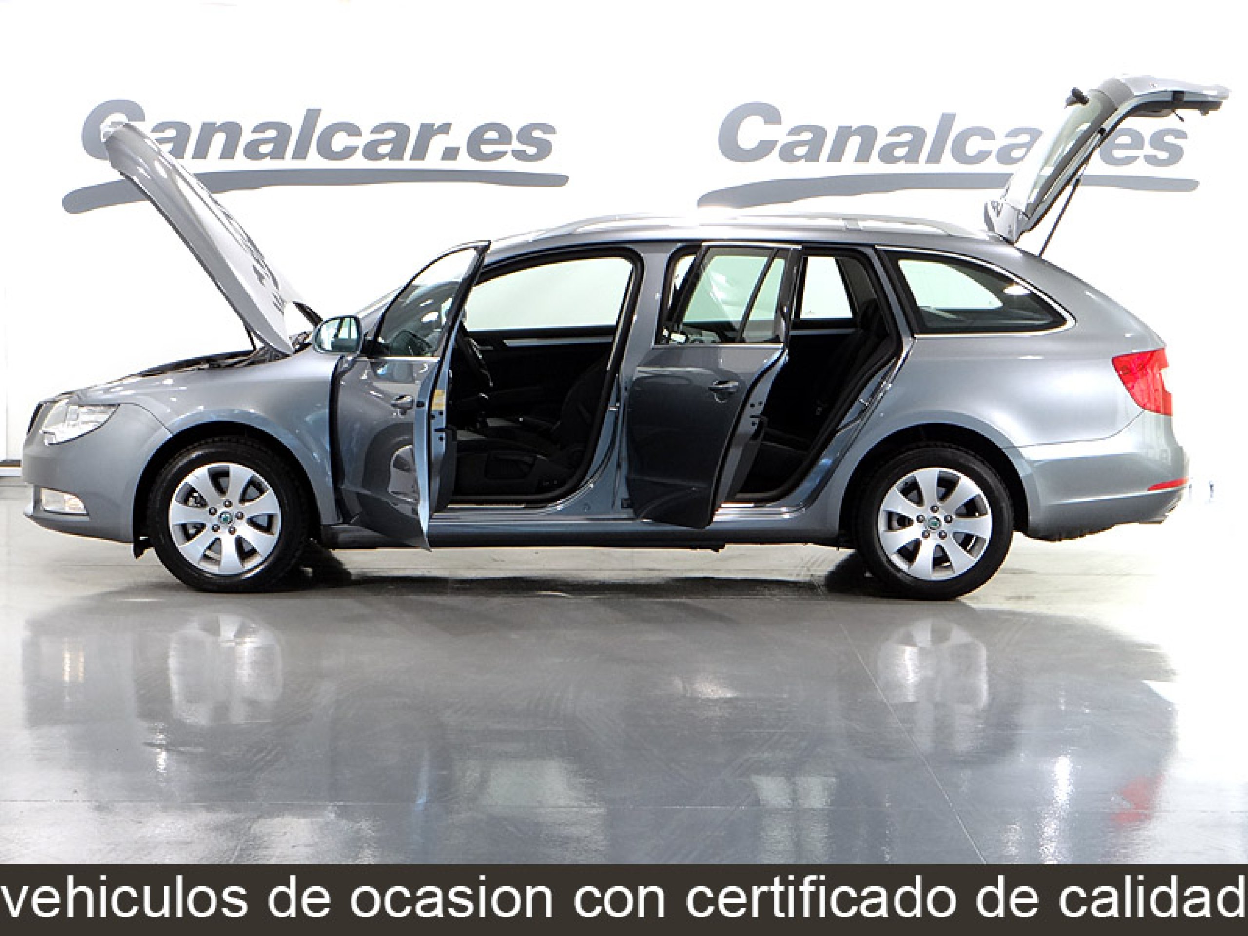 Foto Skoda Superb 13