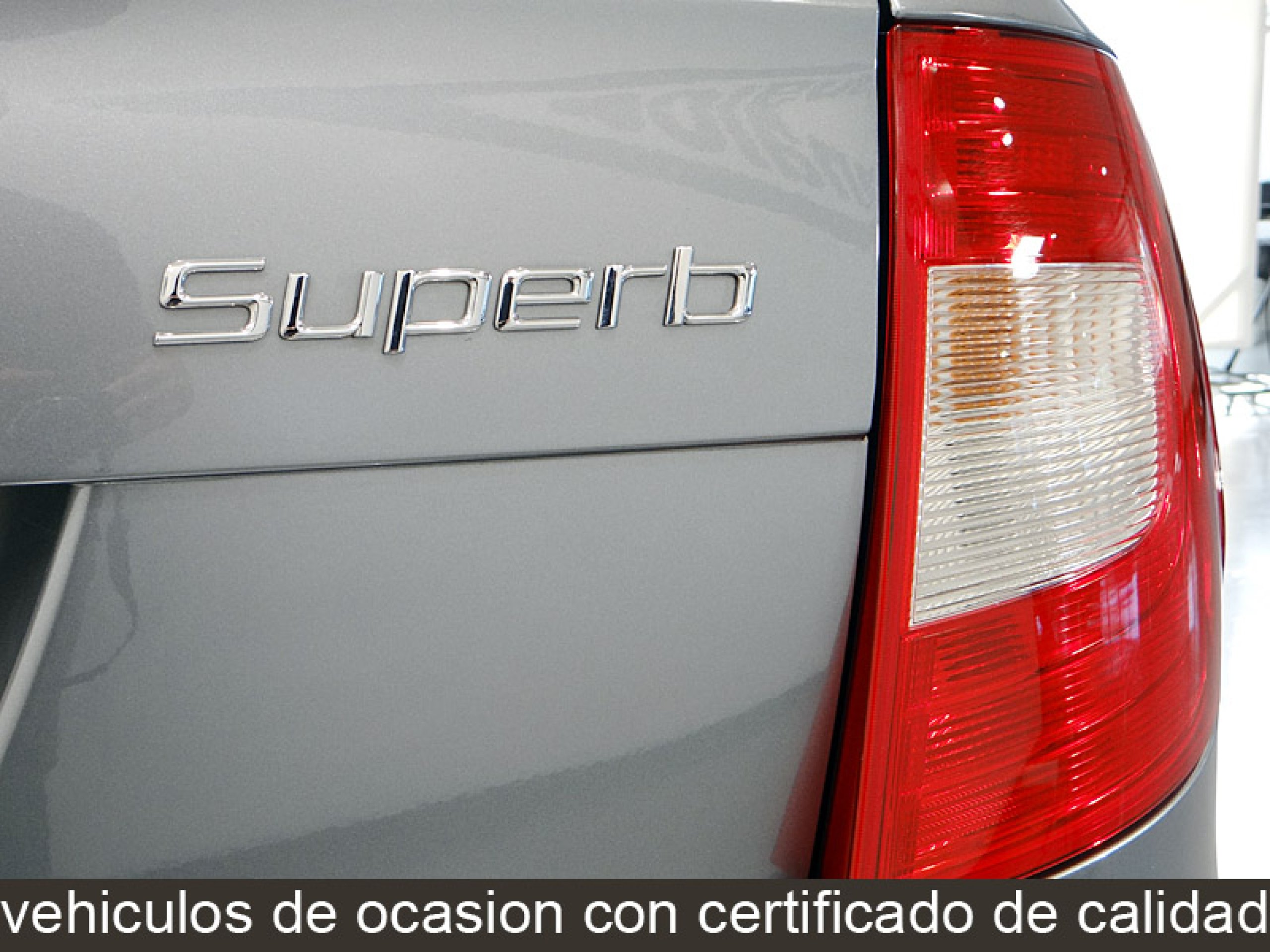 Foto Skoda Superb 16