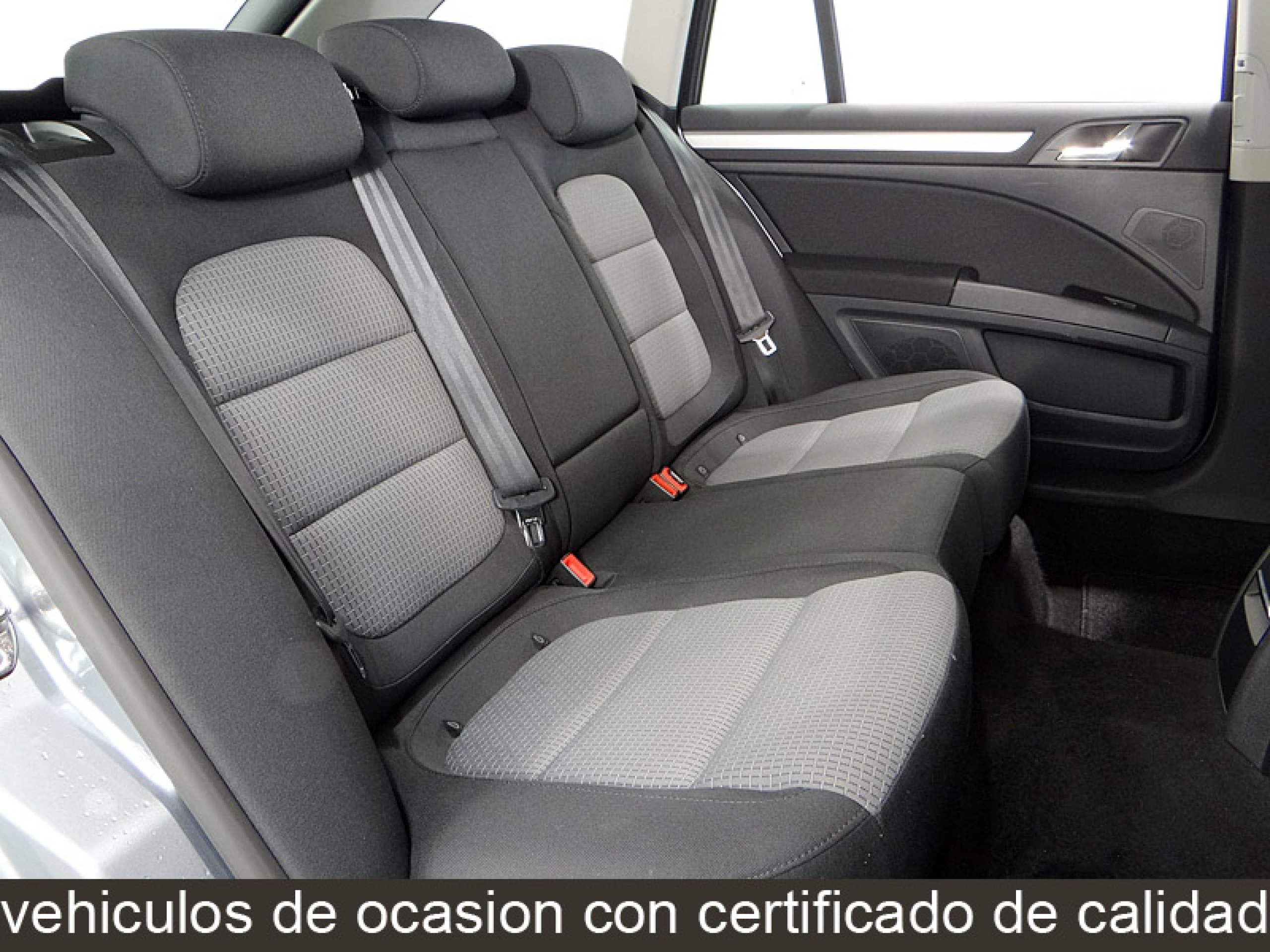 Foto Skoda Superb 24
