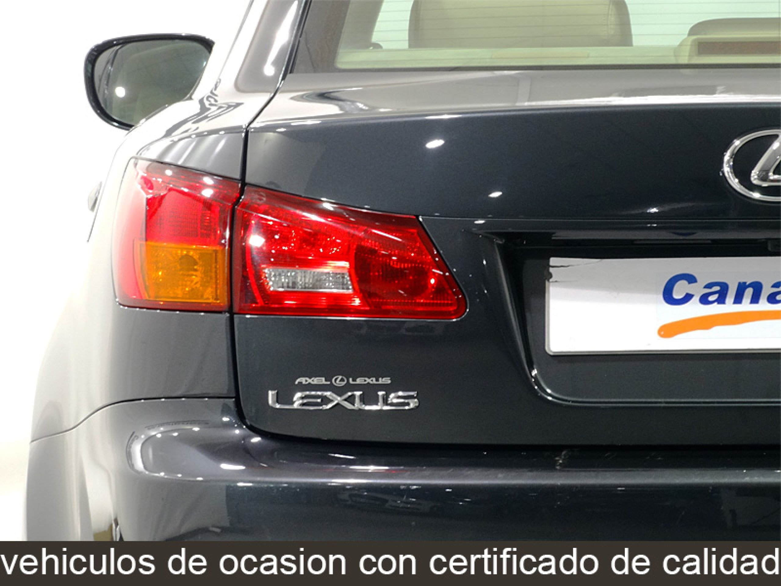 Foto Lexus IS 220d 13
