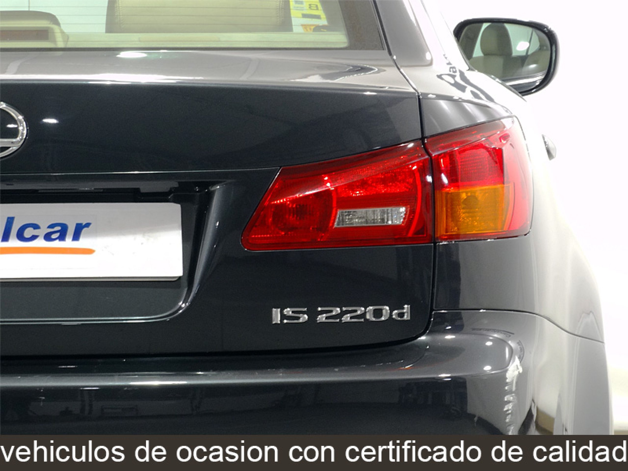 Foto Lexus IS 220d 14