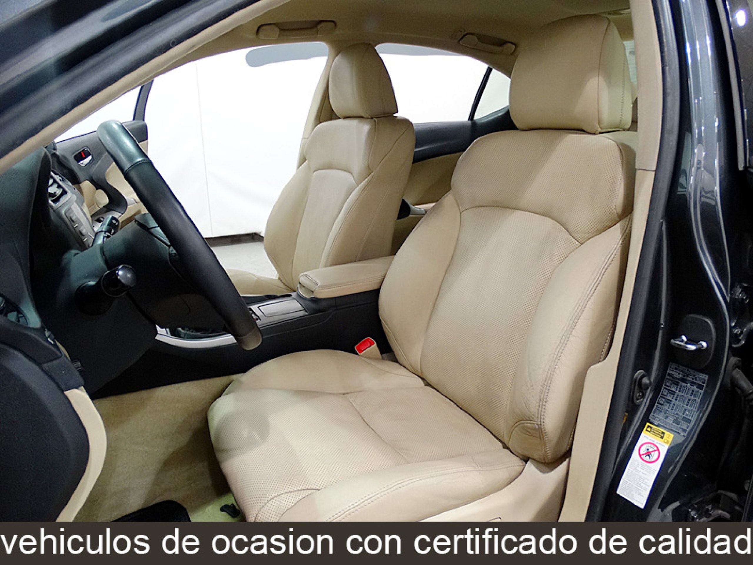 Foto Lexus IS 220d 18