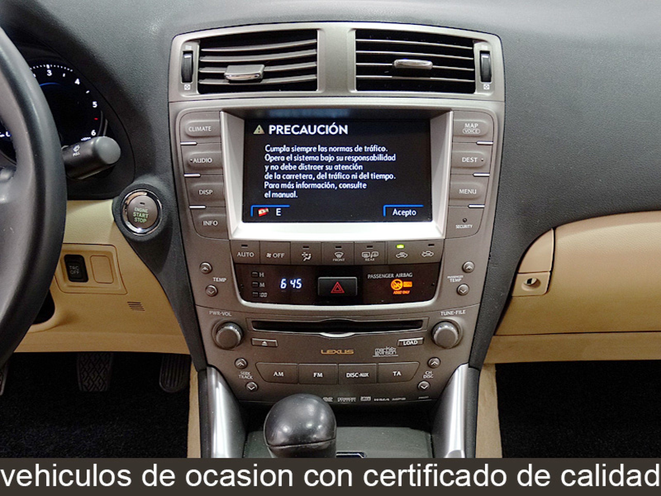Foto Lexus IS 220d 29