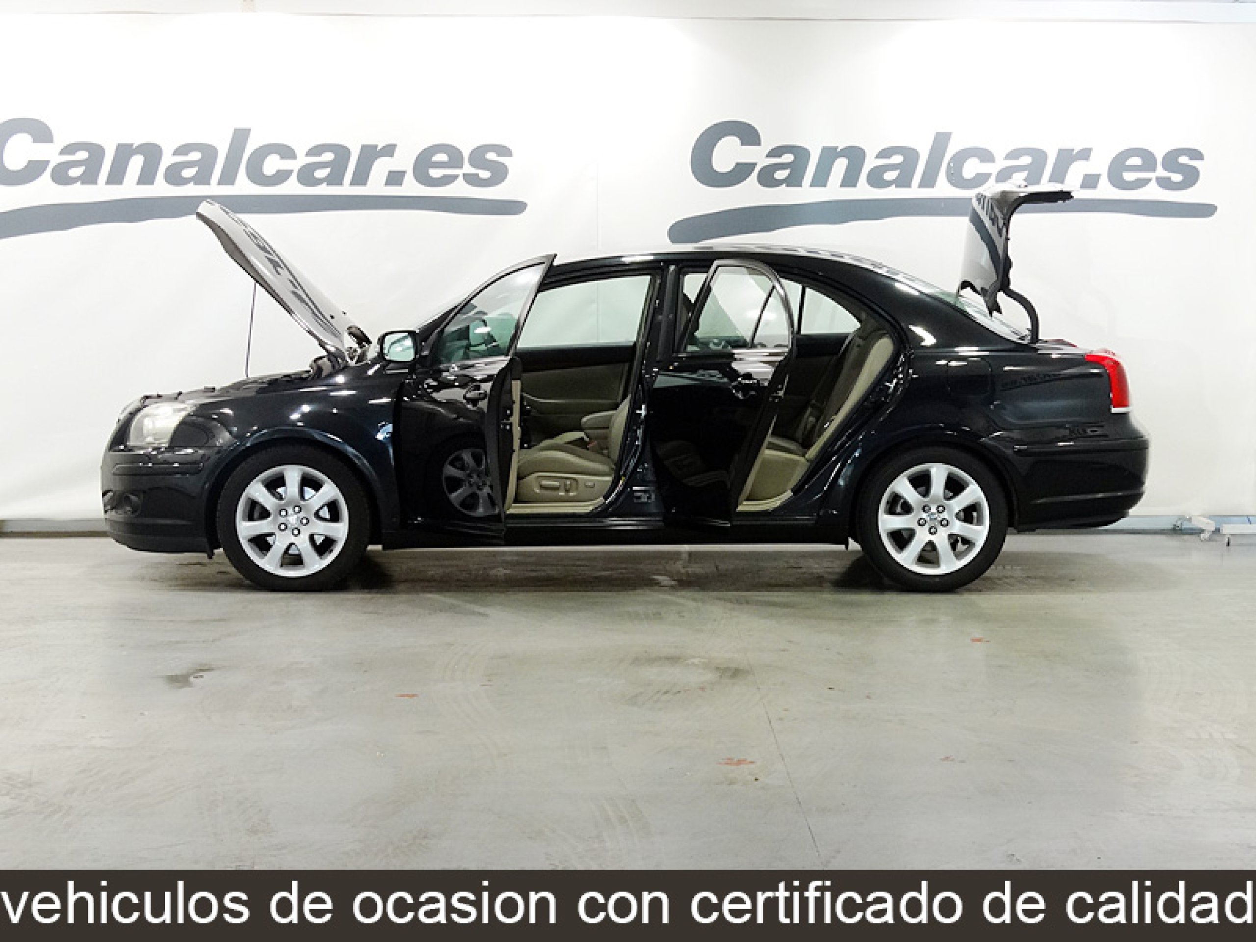 Foto Toyota Avensis 11