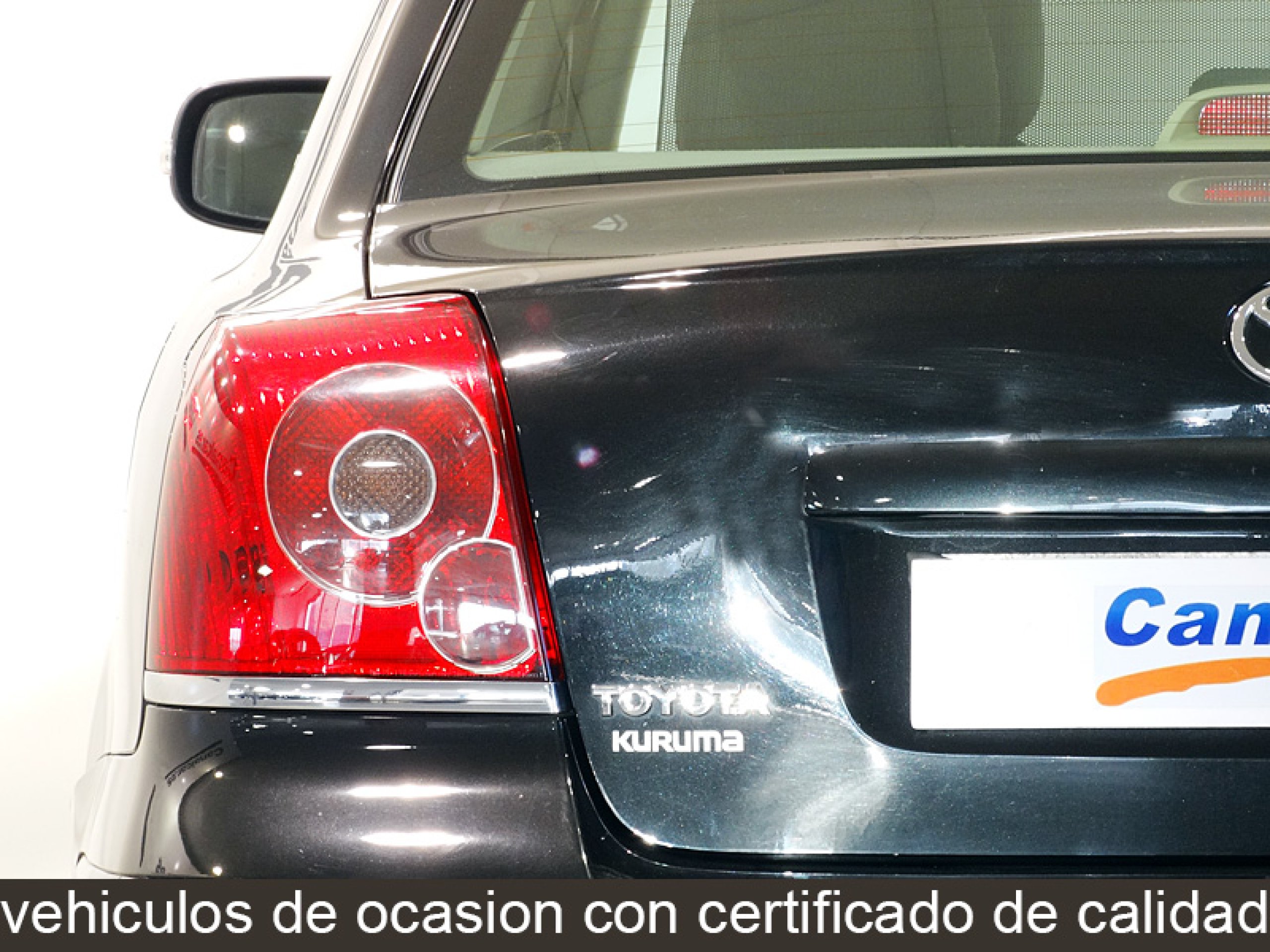 Foto Toyota Avensis 14