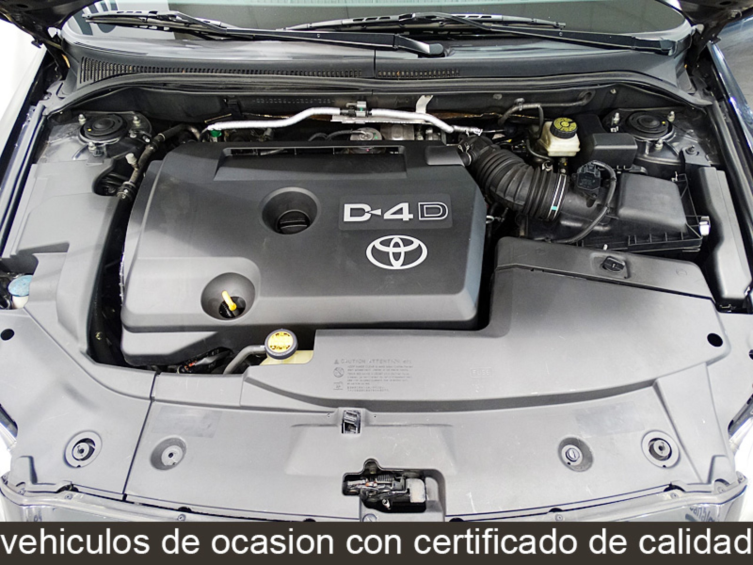 Foto Toyota Avensis 16