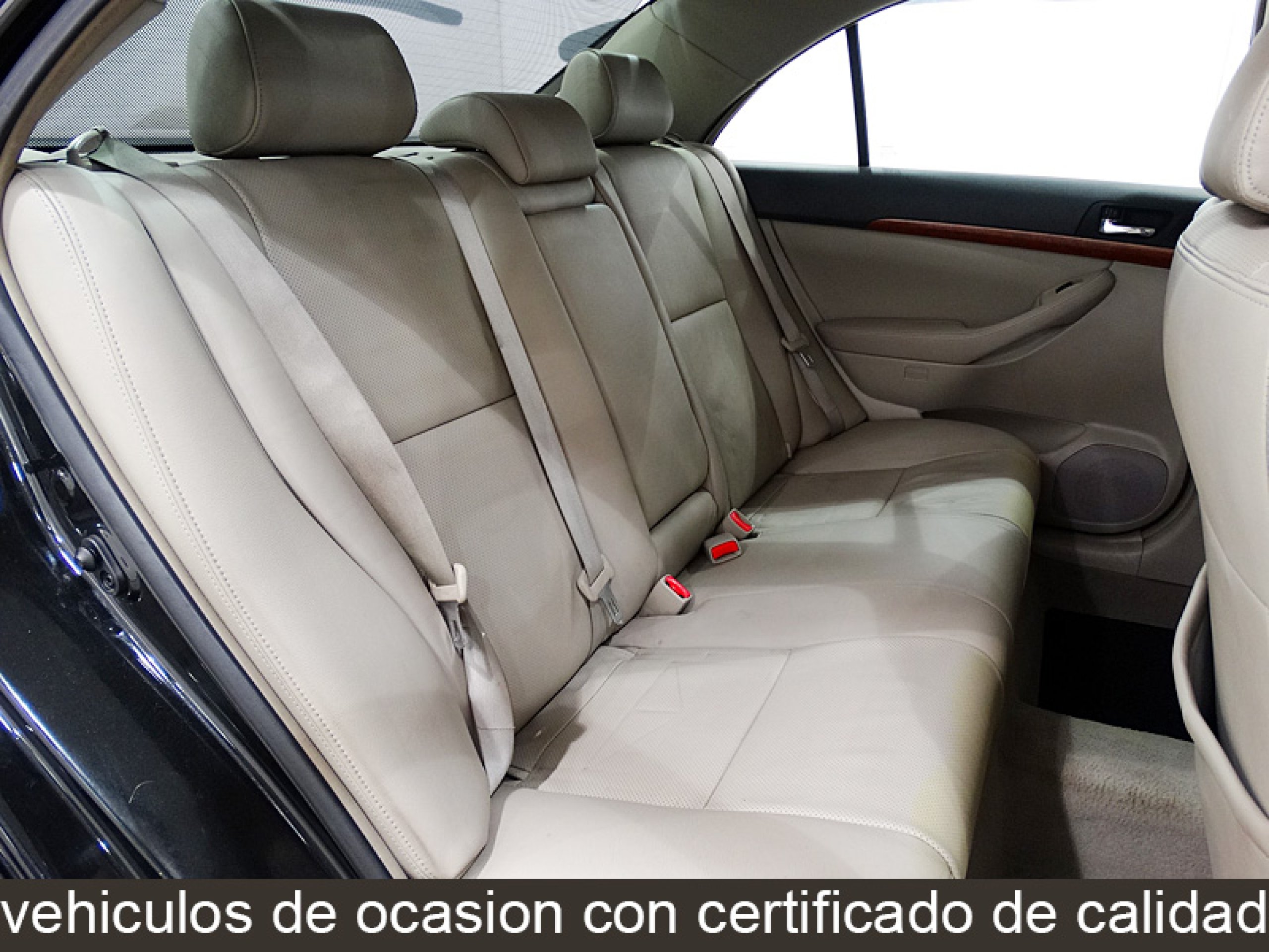 Foto Toyota Avensis 21