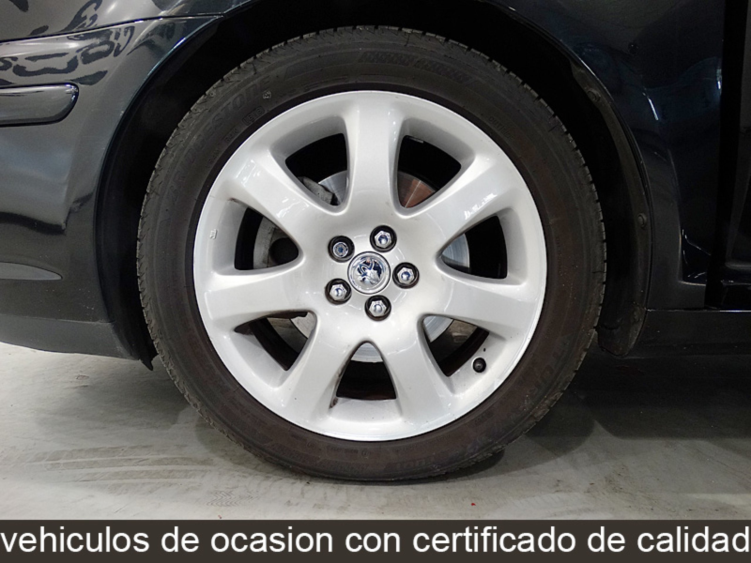 Foto Toyota Avensis 39