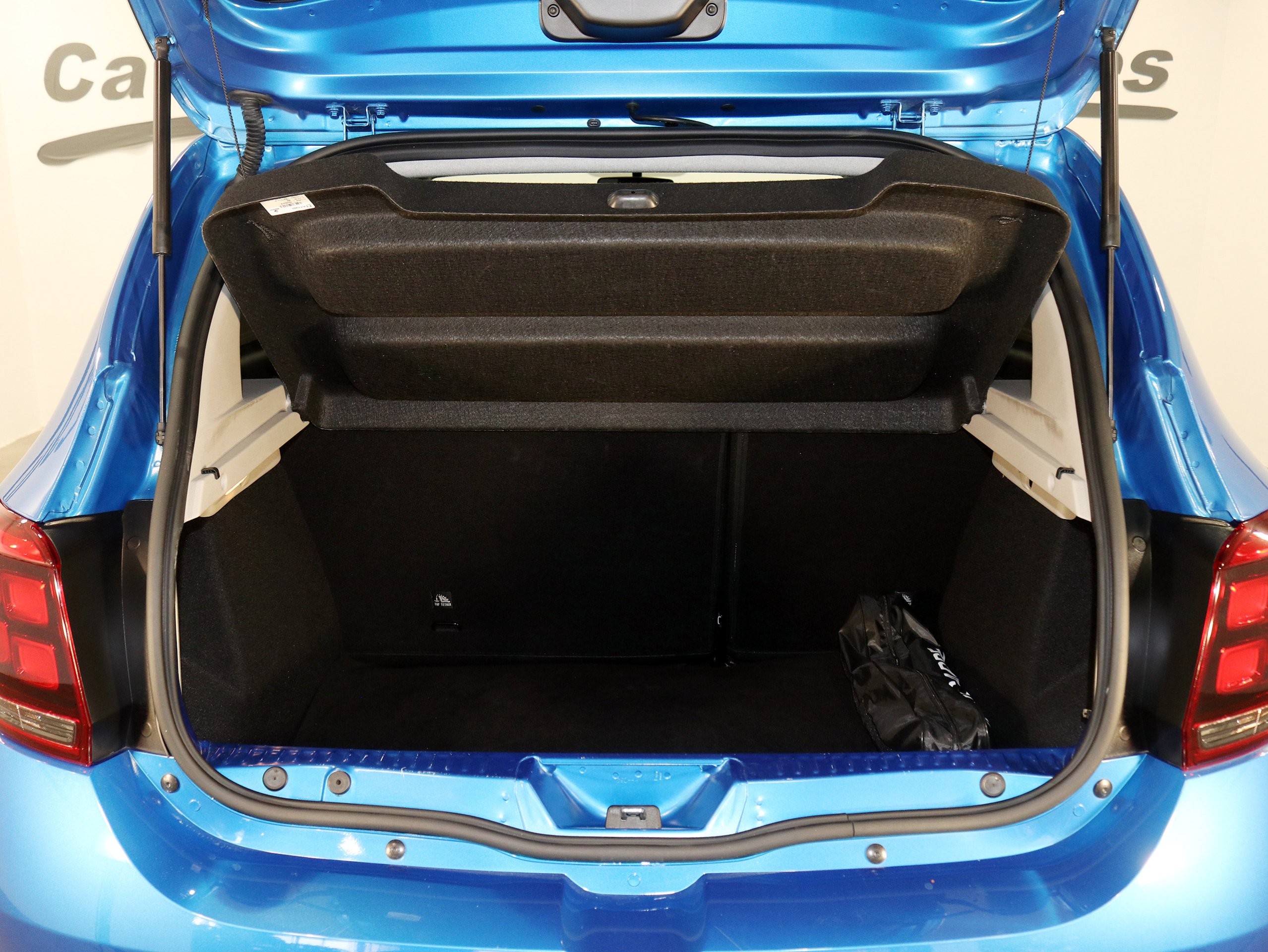 Foto Dacia Sandero 10