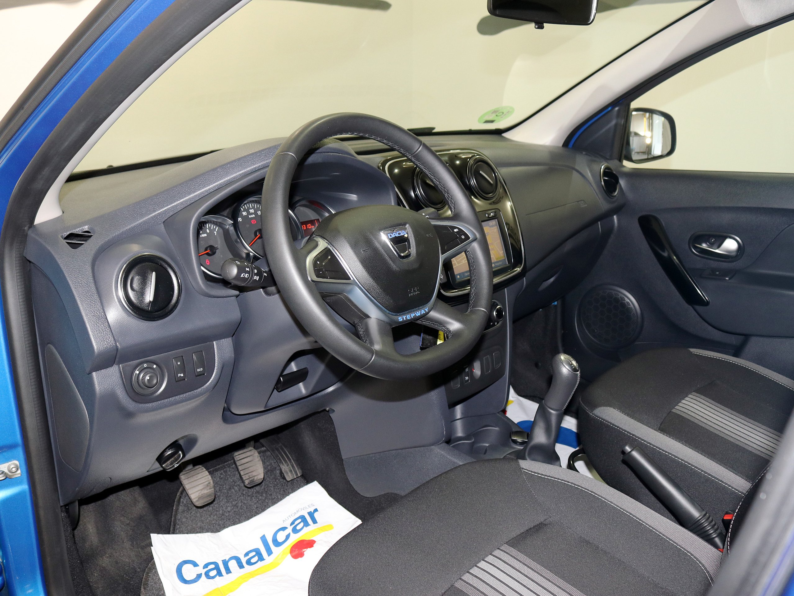 Foto Dacia Sandero 24