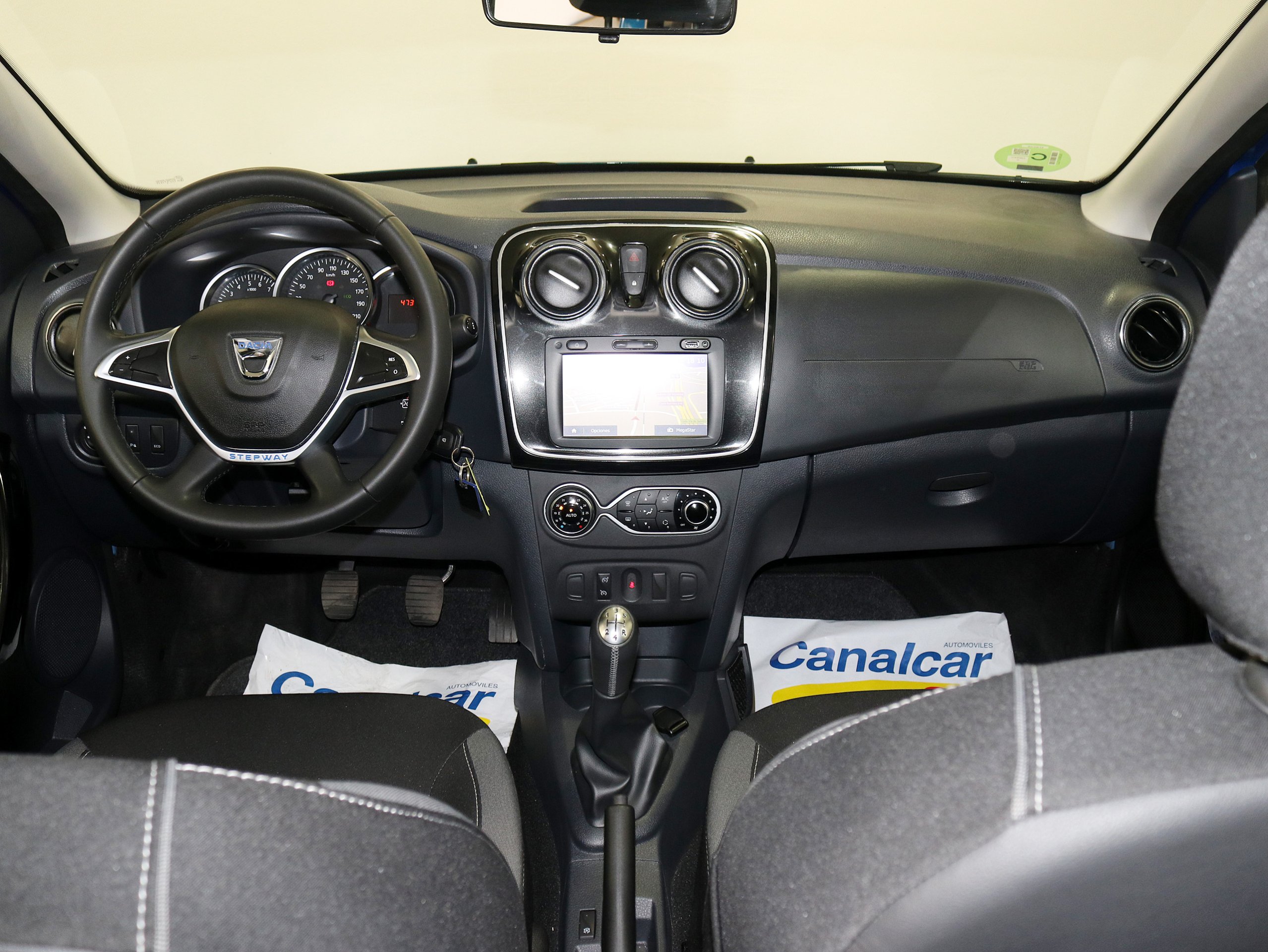 Foto Dacia Sandero 25