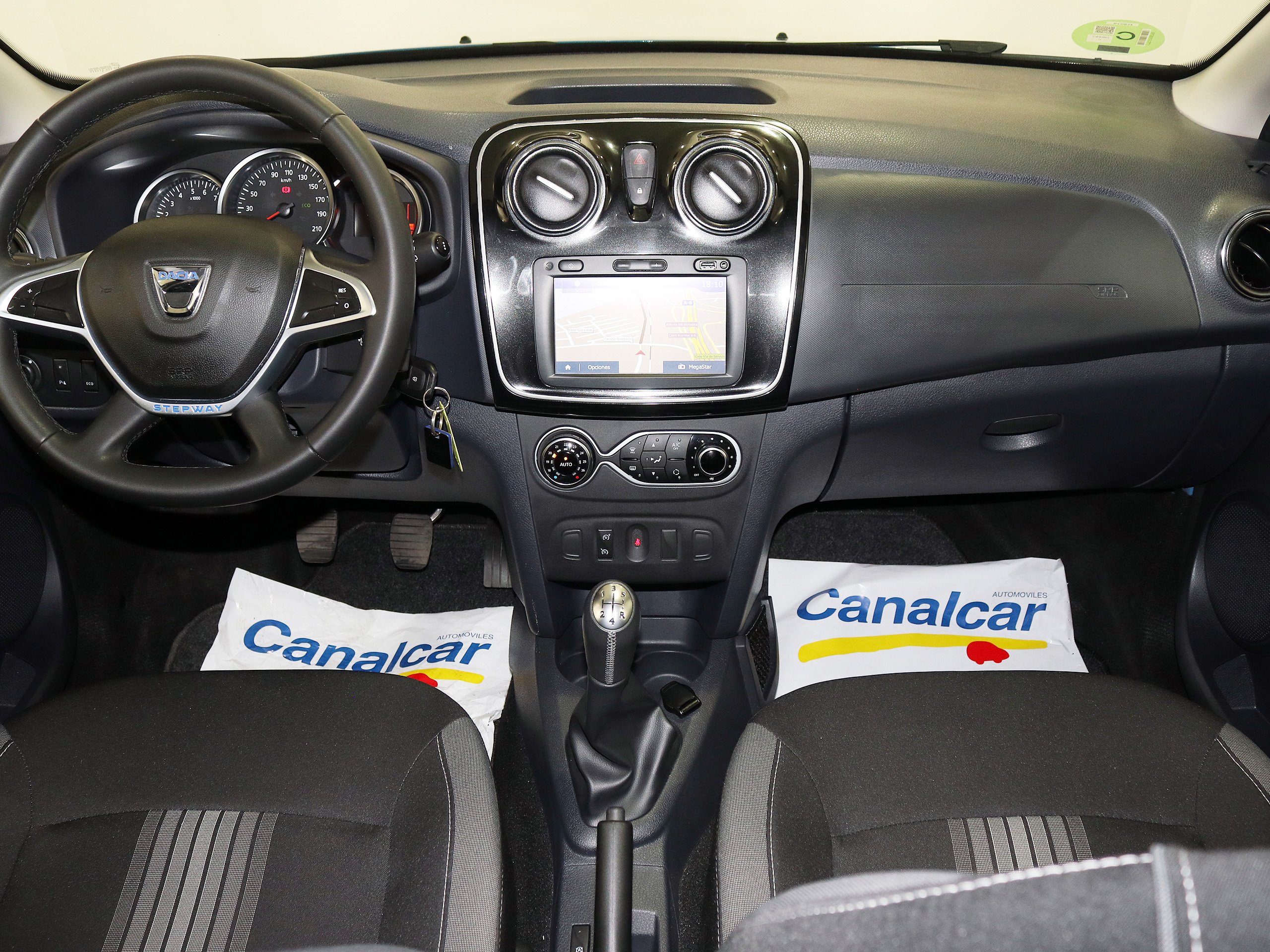 Foto Dacia Sandero 27