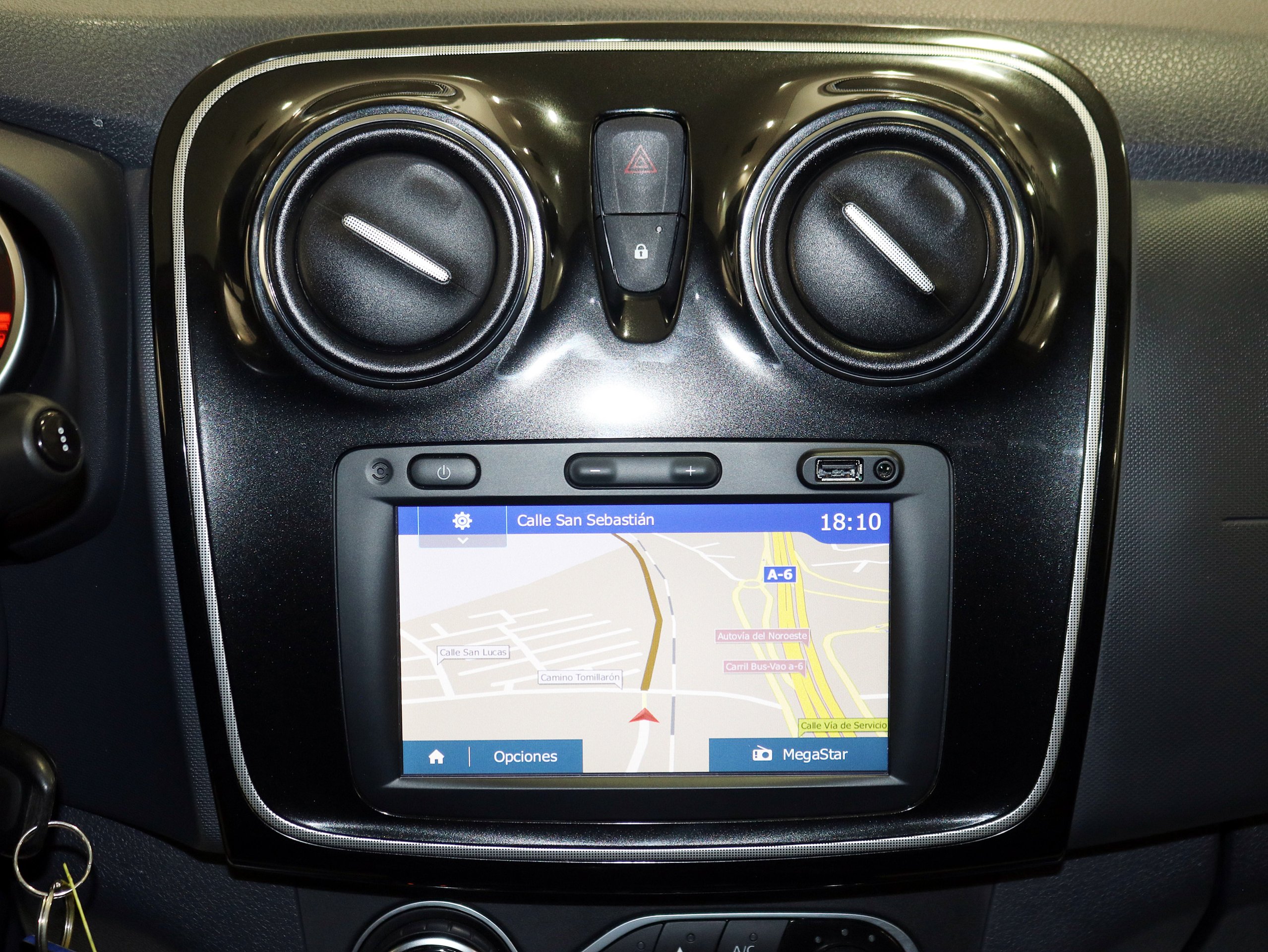 Foto Dacia Sandero 28