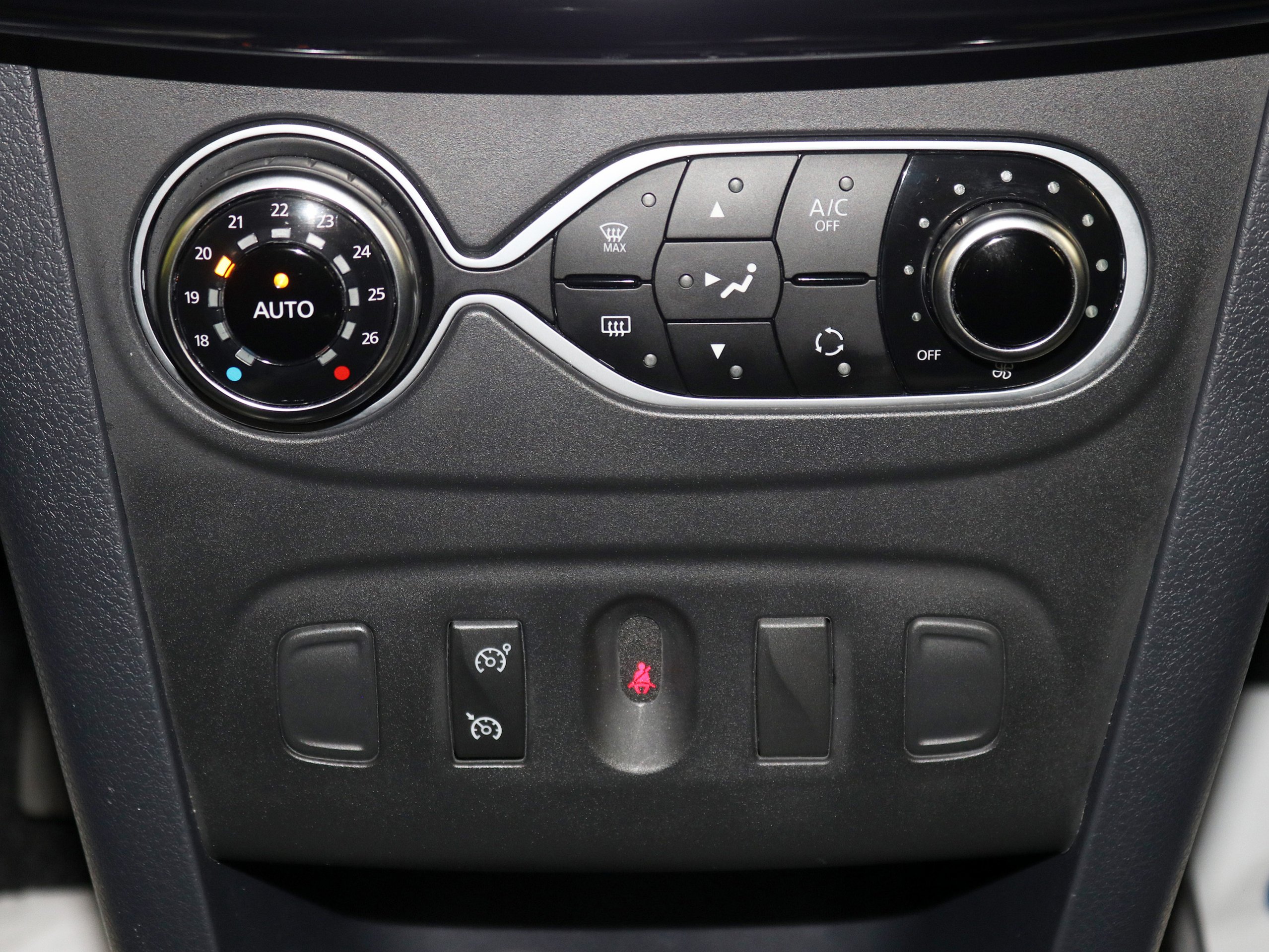 Foto Dacia Sandero 29