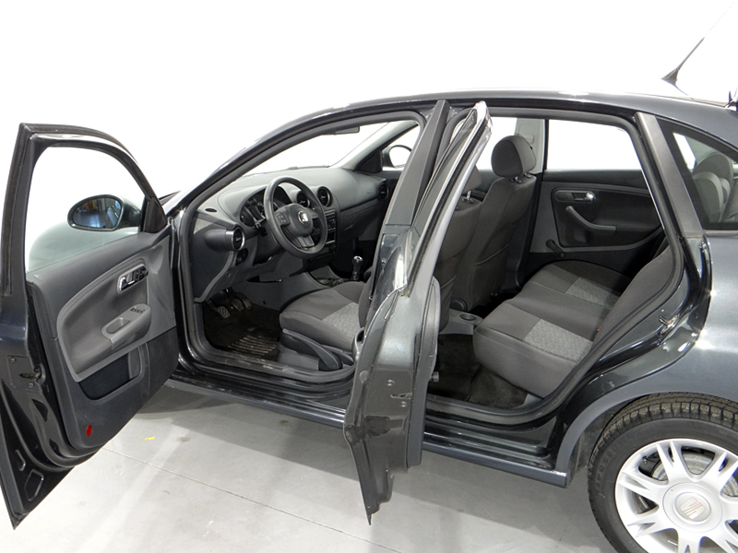 Foto Seat Ibiza 15