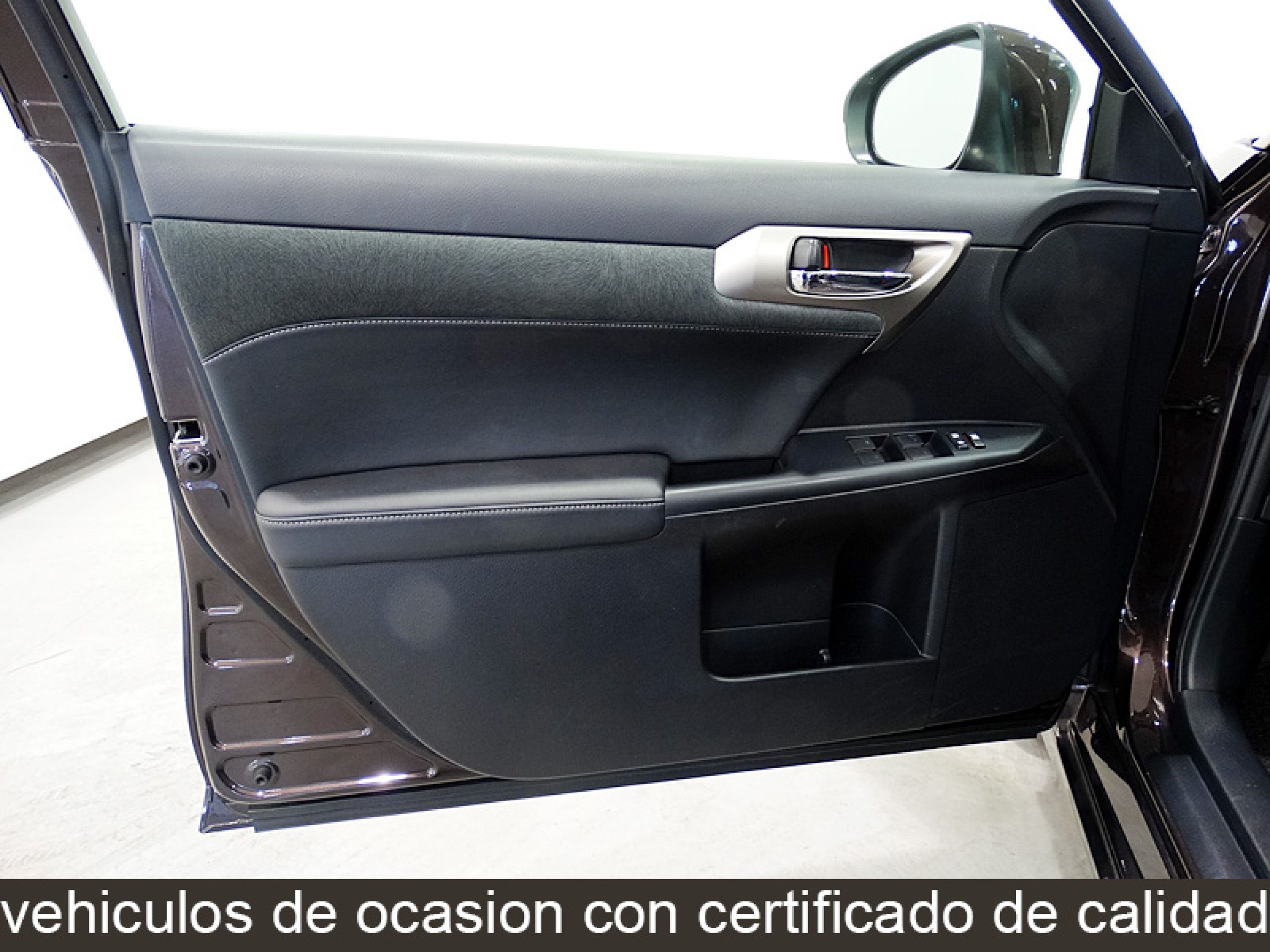Foto Lexus CT 200h 21