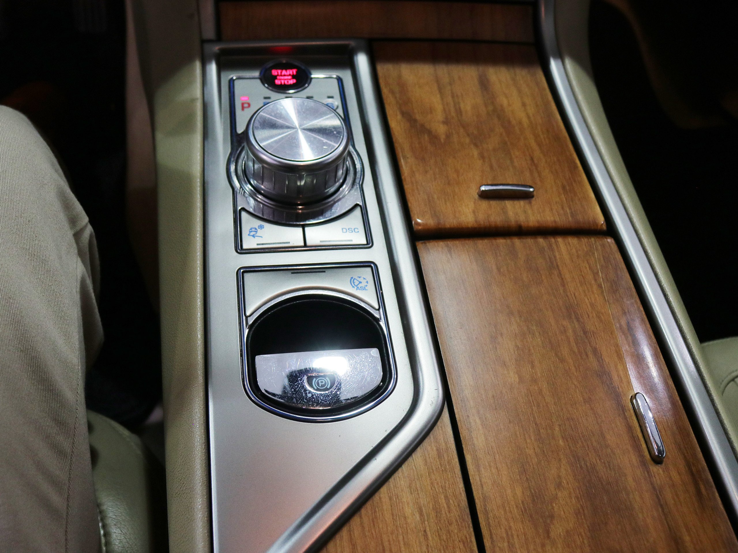 Foto Jaguar XF 24