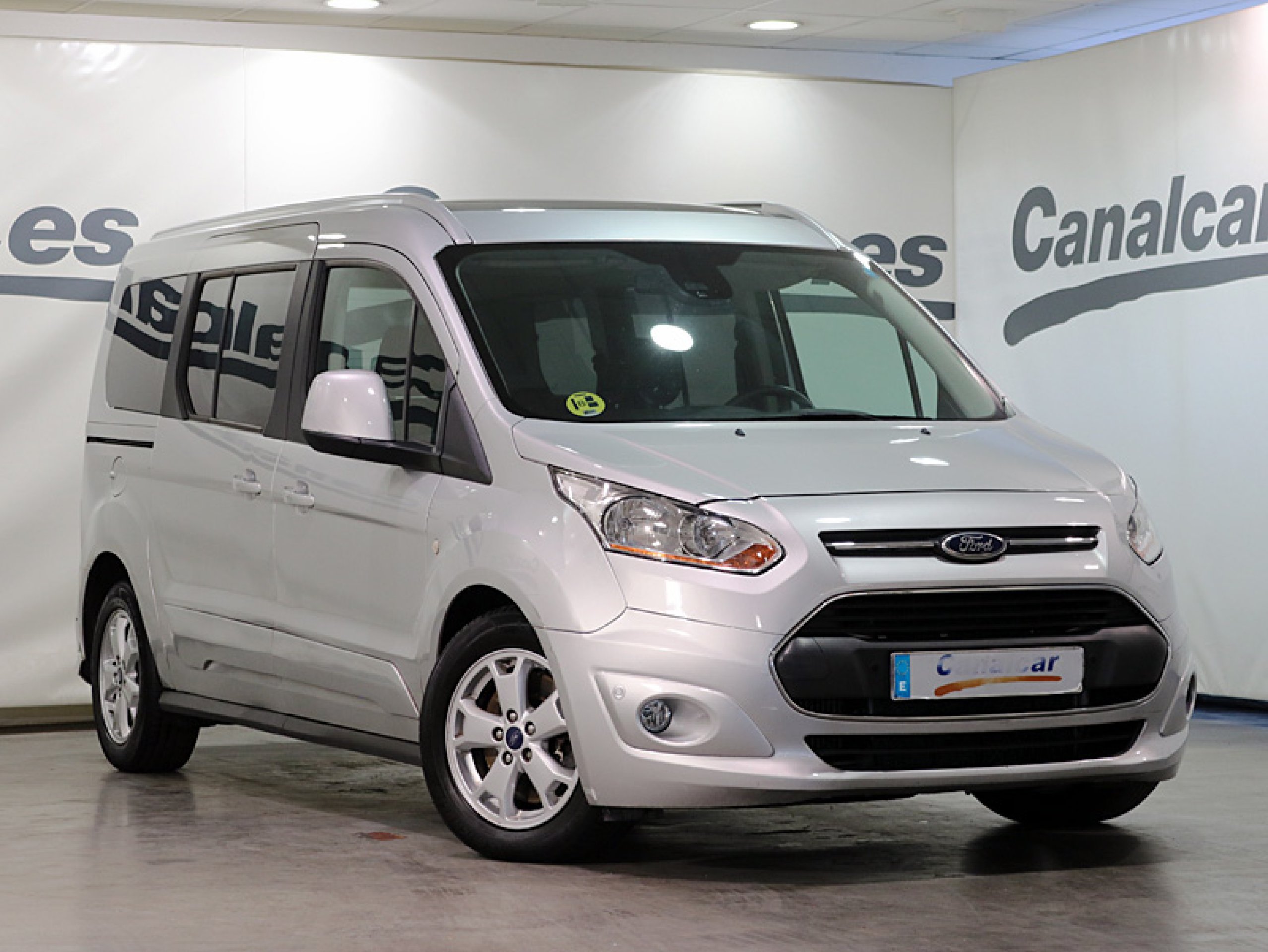 Foto Ford Tourneo 4