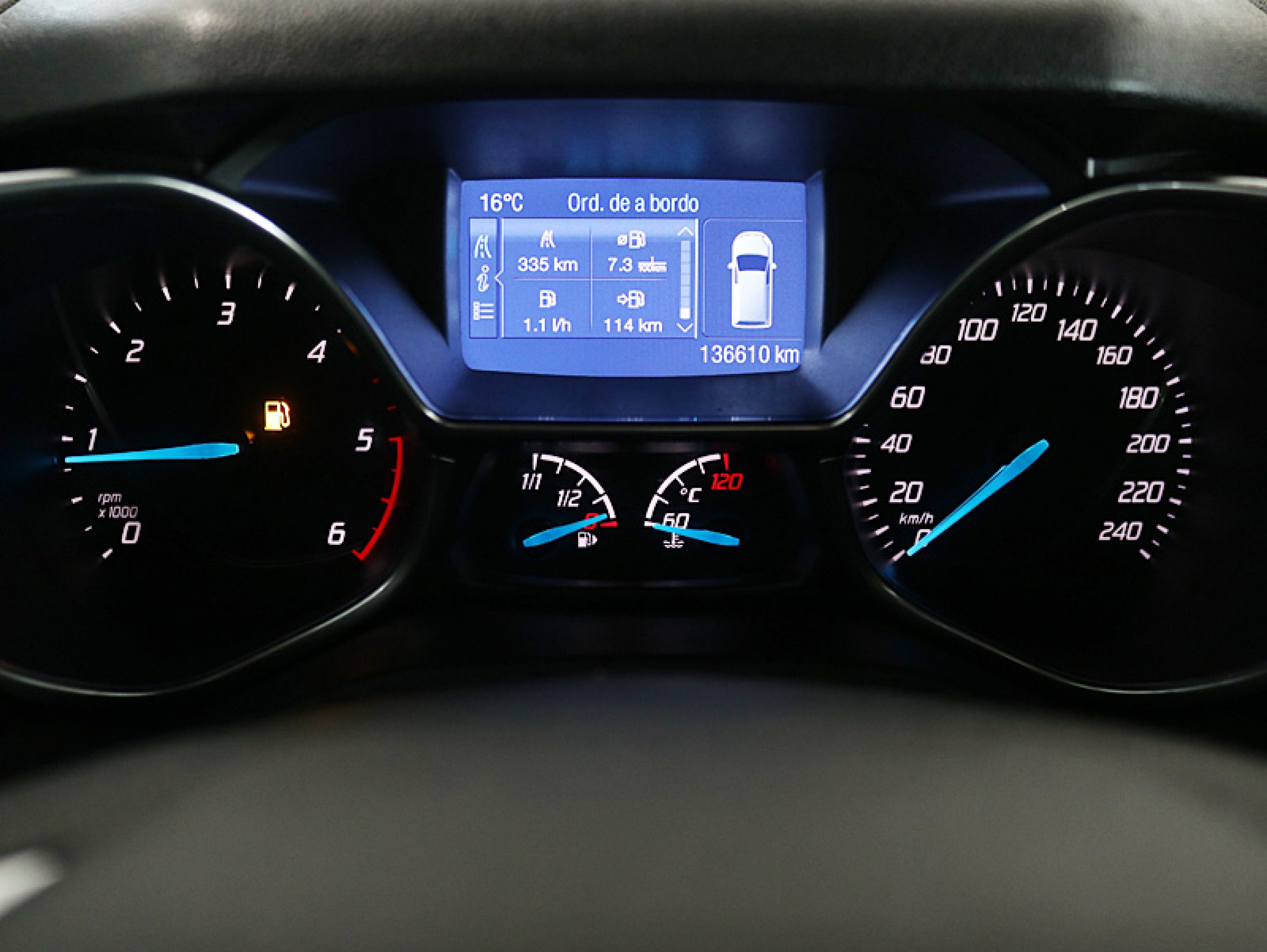 Foto Ford Tourneo 17