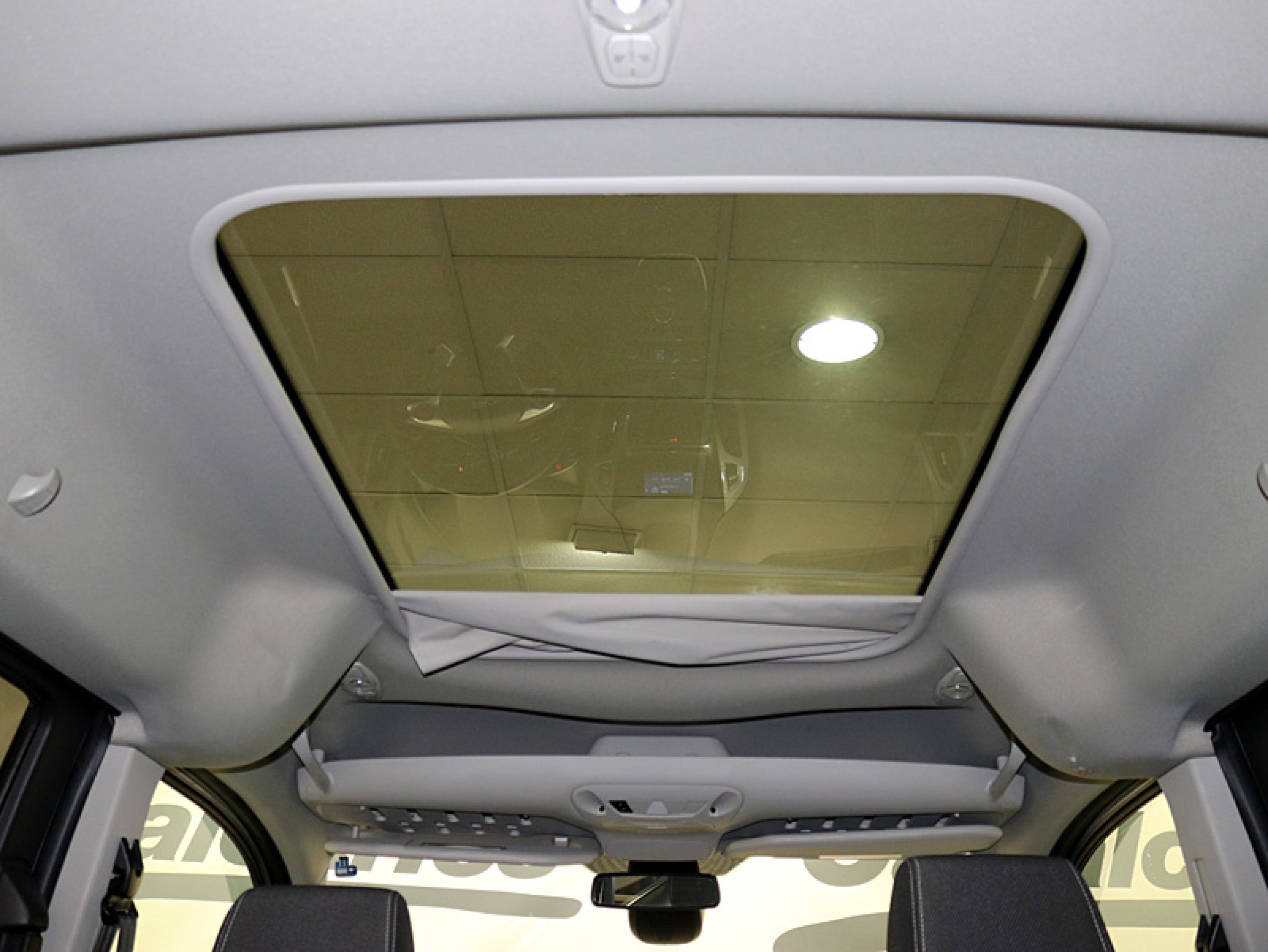 Foto Ford Tourneo 18