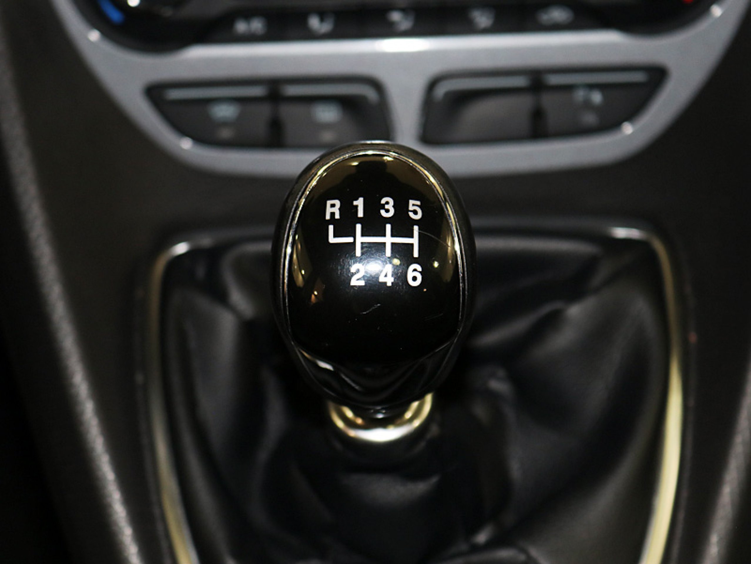 Foto Ford Tourneo 29