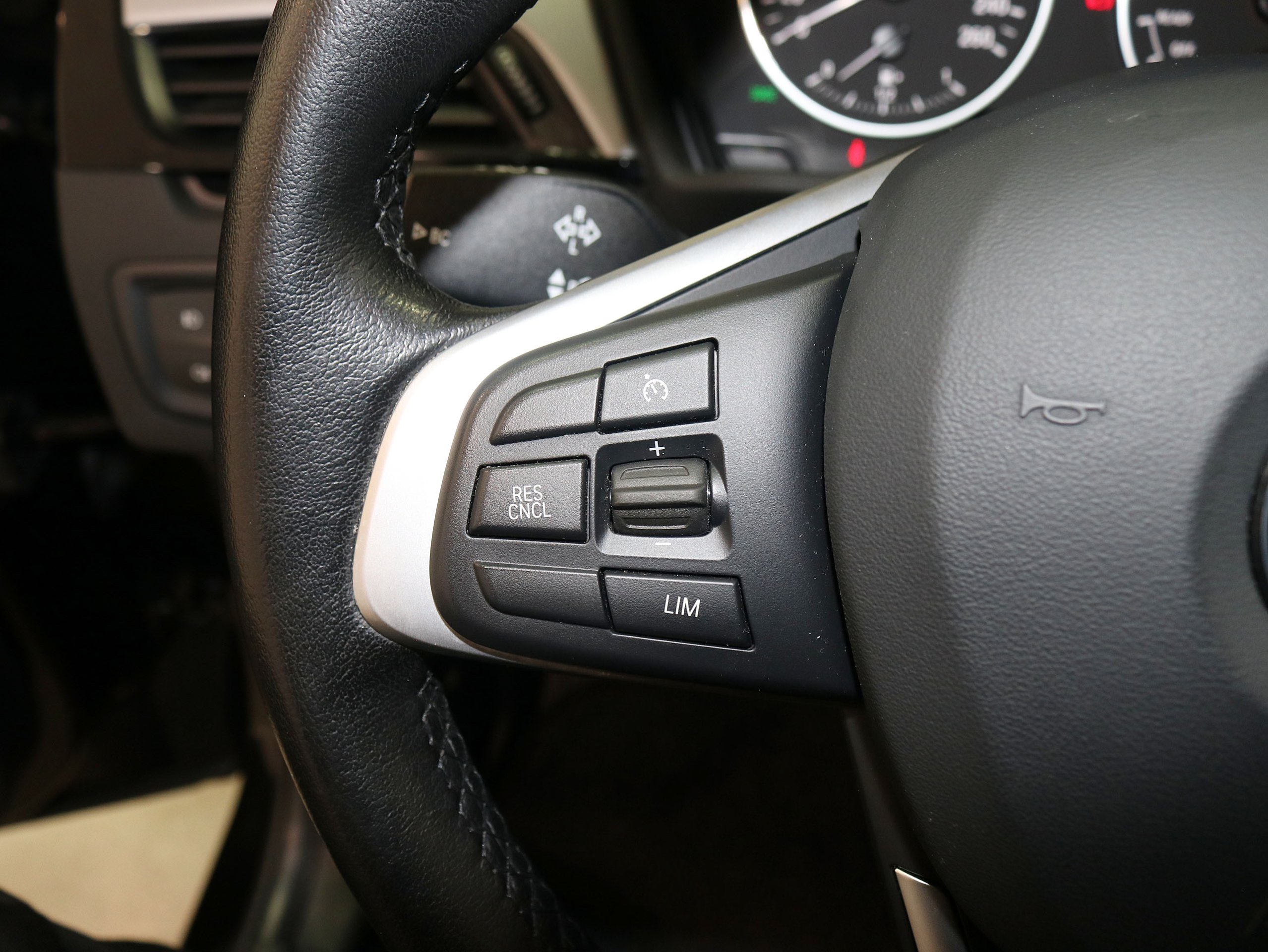 Foto BMW X1 24