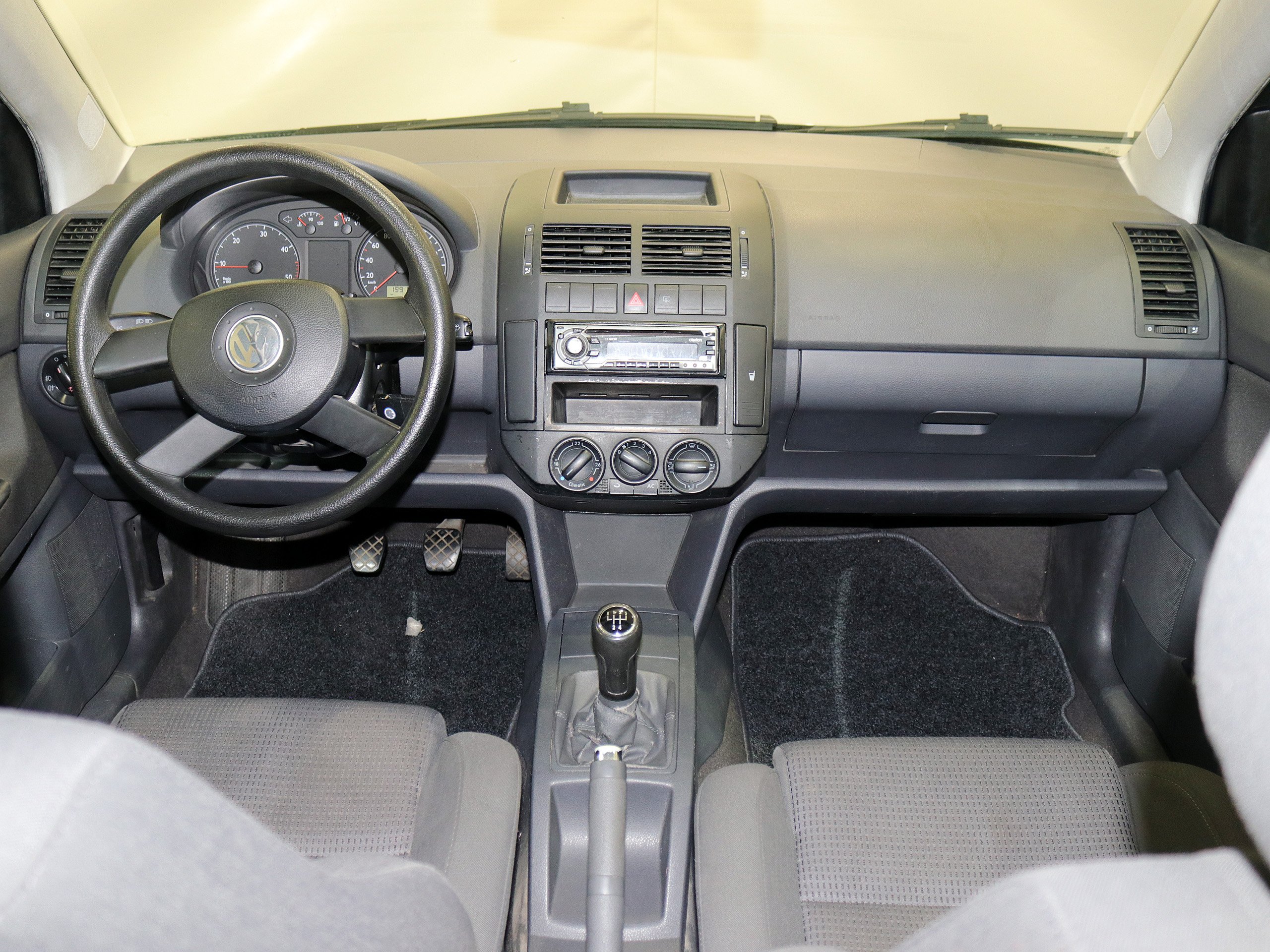 Foto Volkswagen Polo 14