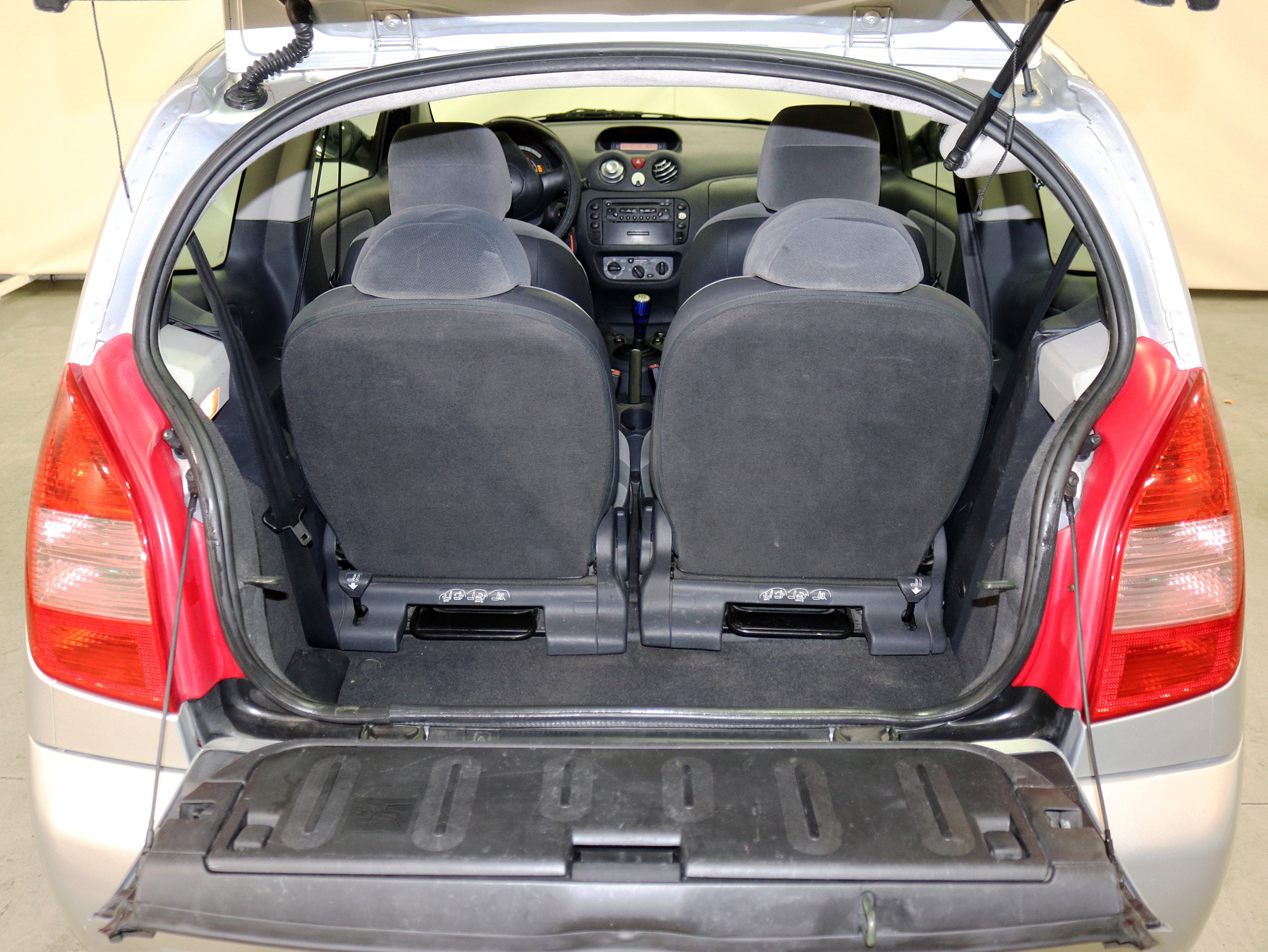 Foto Citroen C2 8