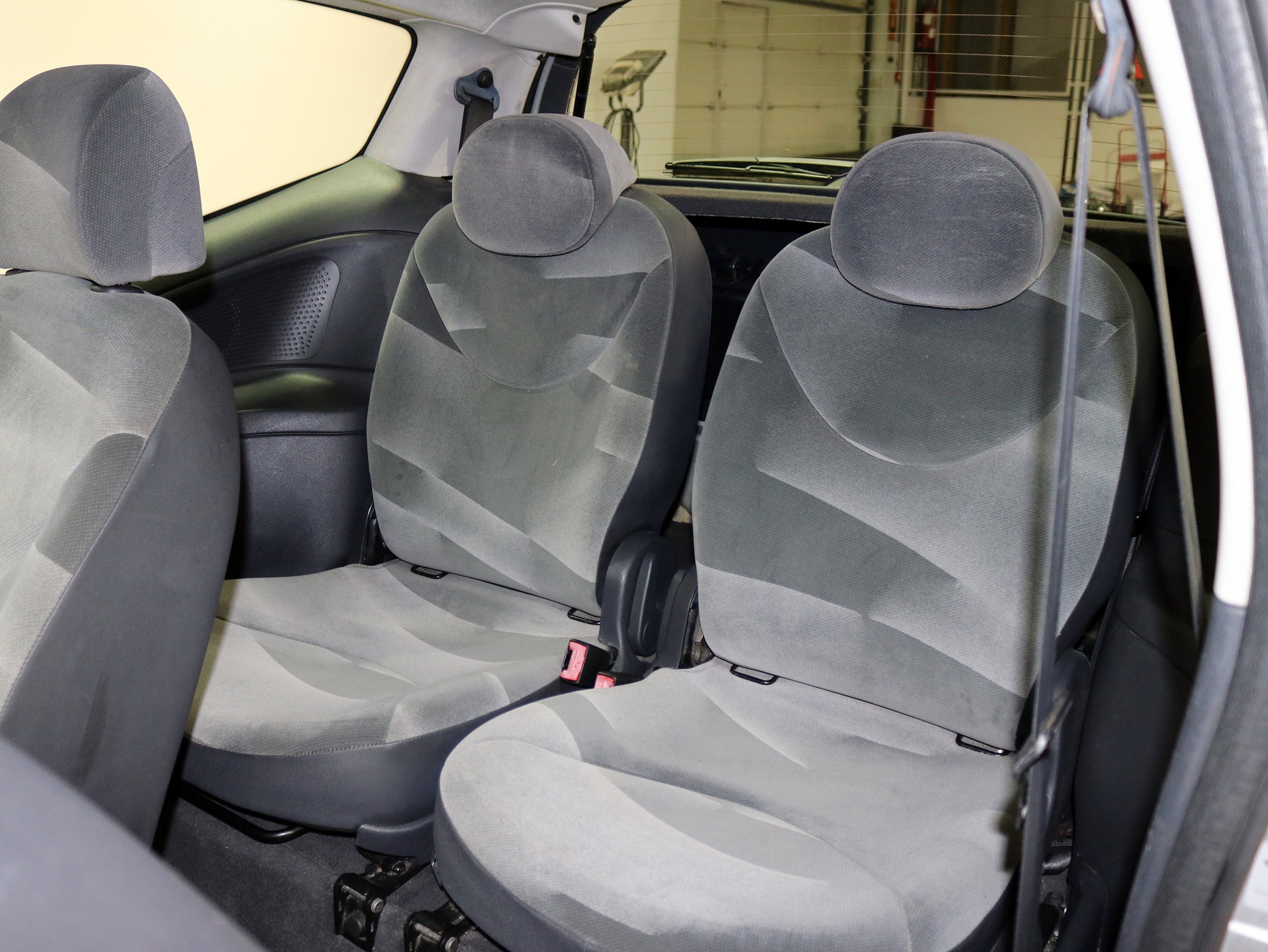 Foto Citroen C2 11