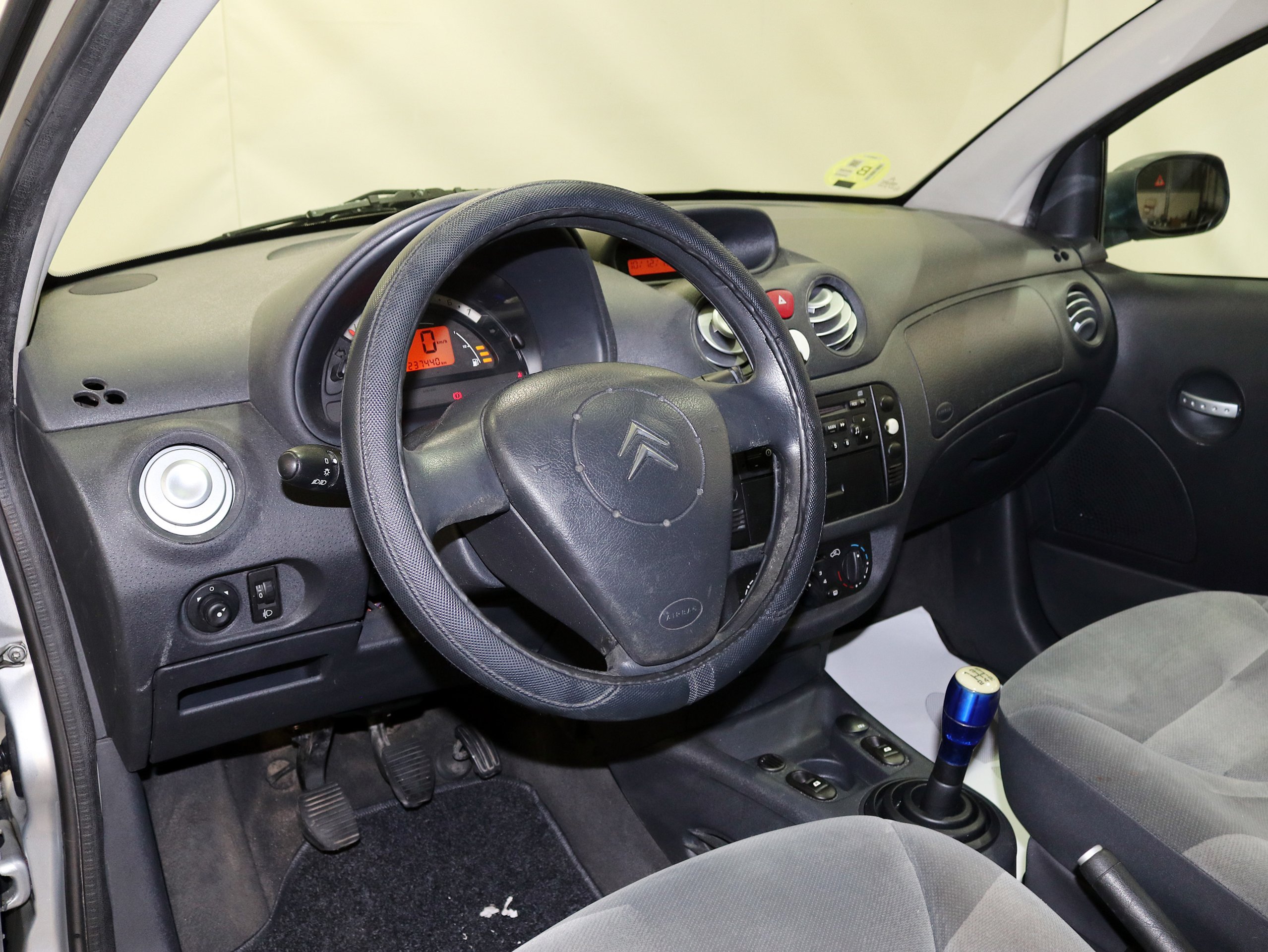 Foto Citroen C2 13
