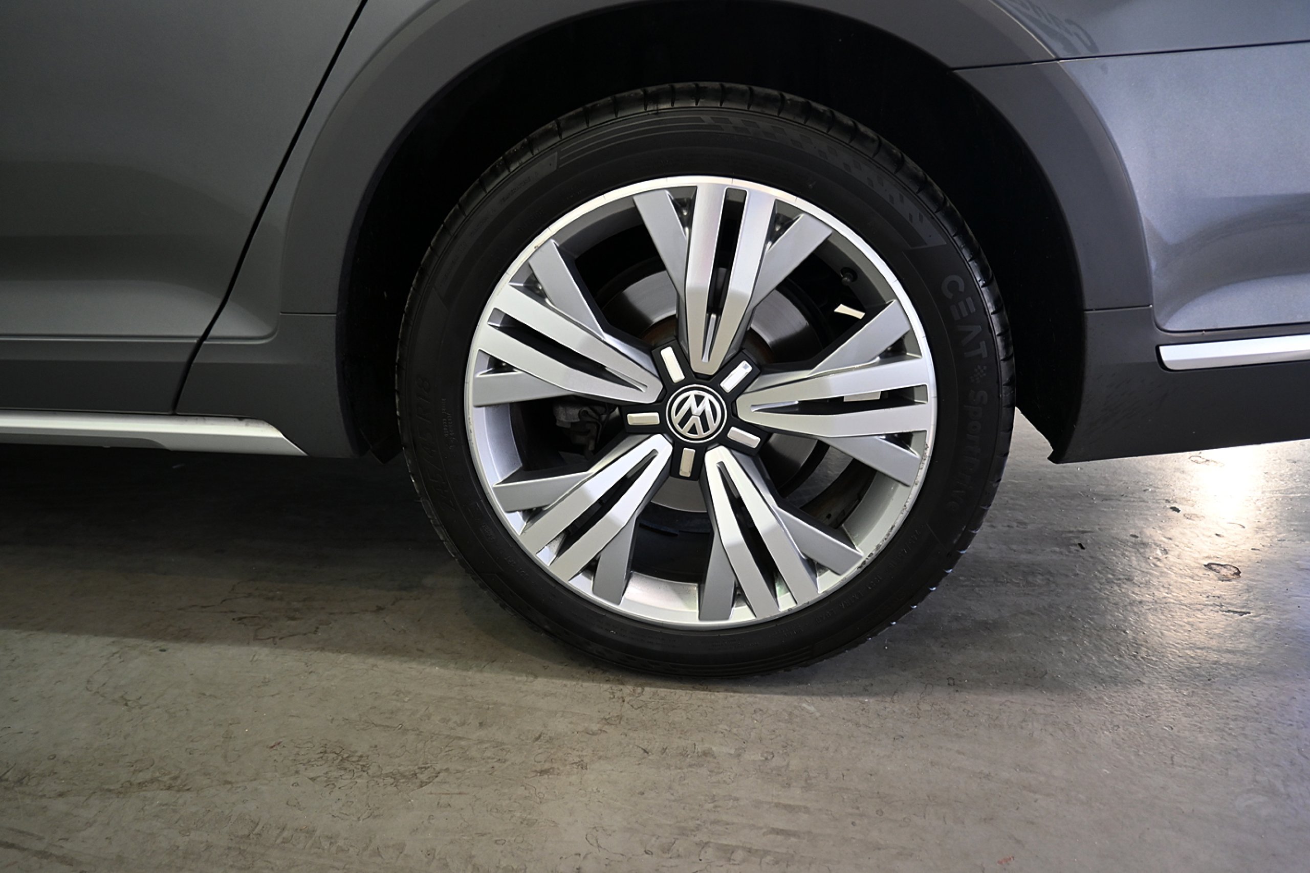 Foto Volkswagen Passat 25