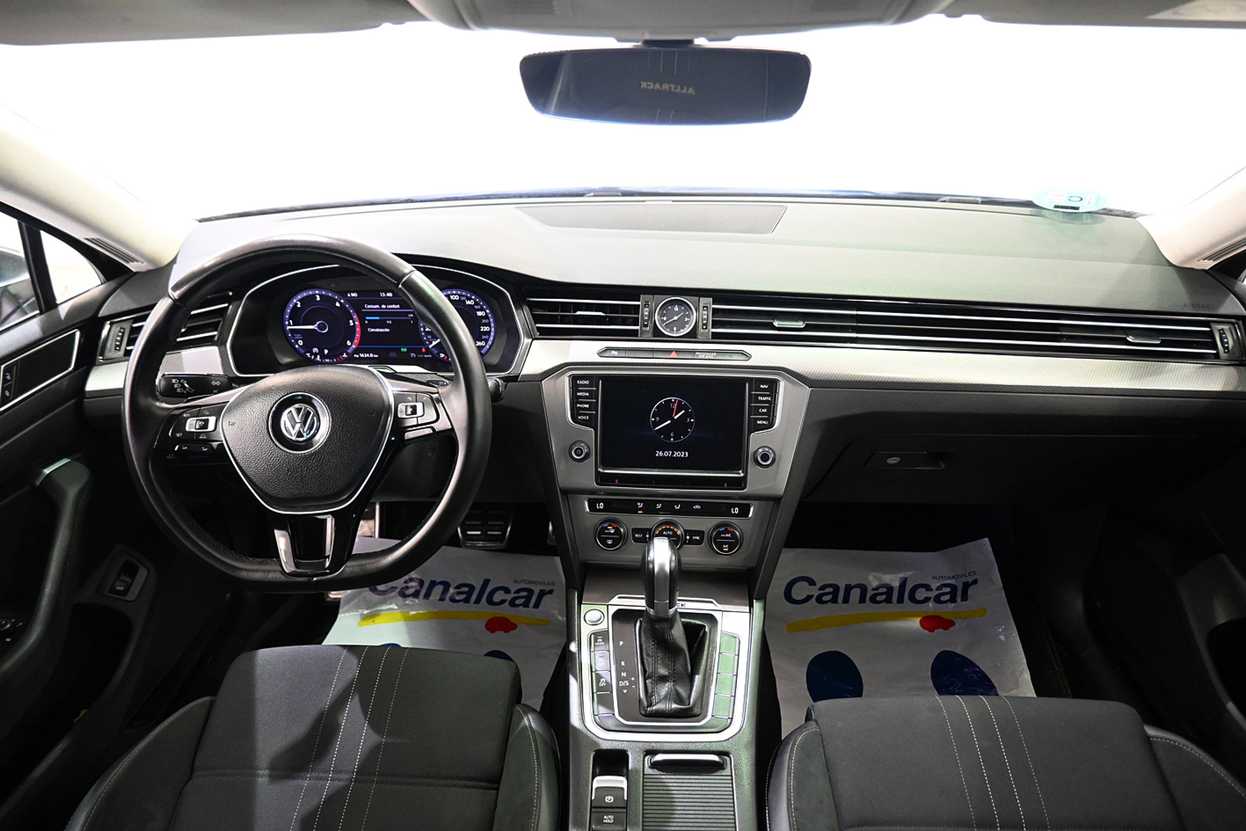 Foto Volkswagen Passat 14