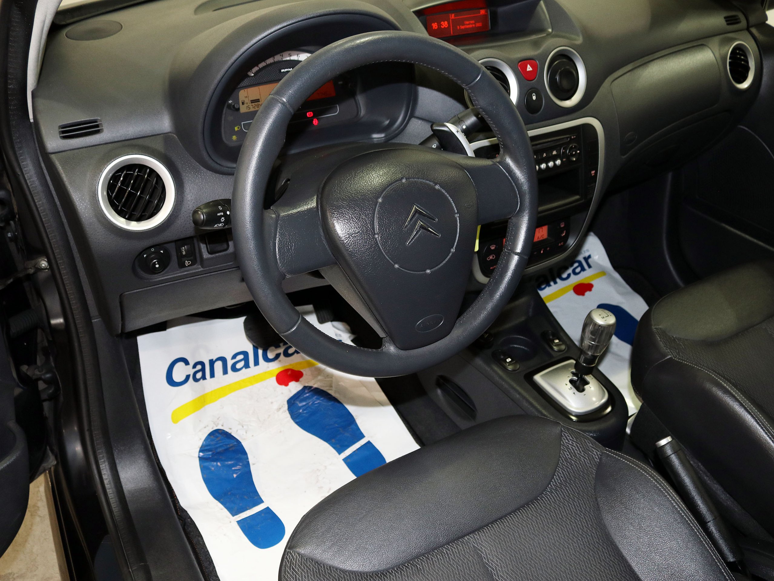 Foto Citroen C2 13