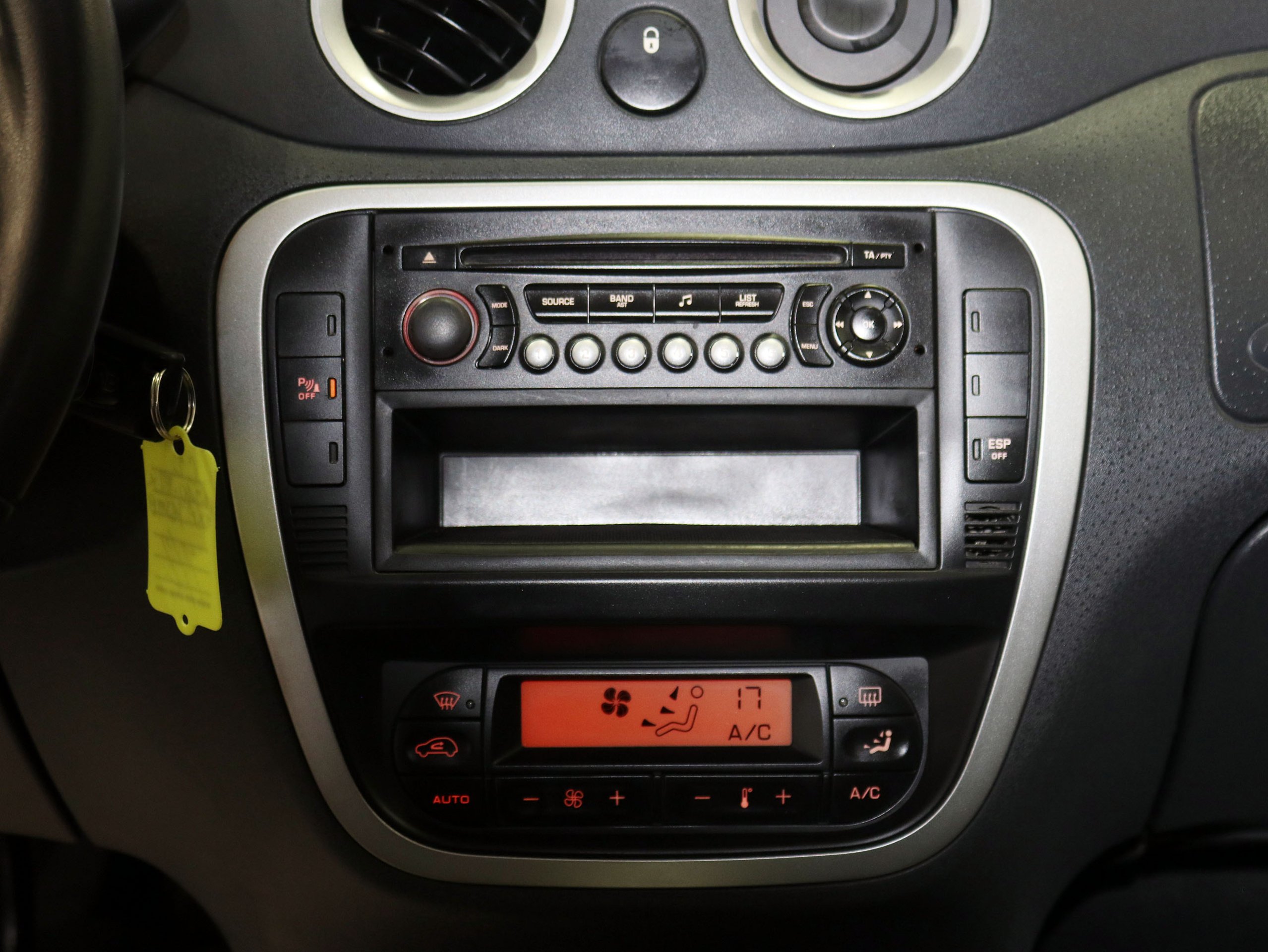 Foto Citroen C2 17