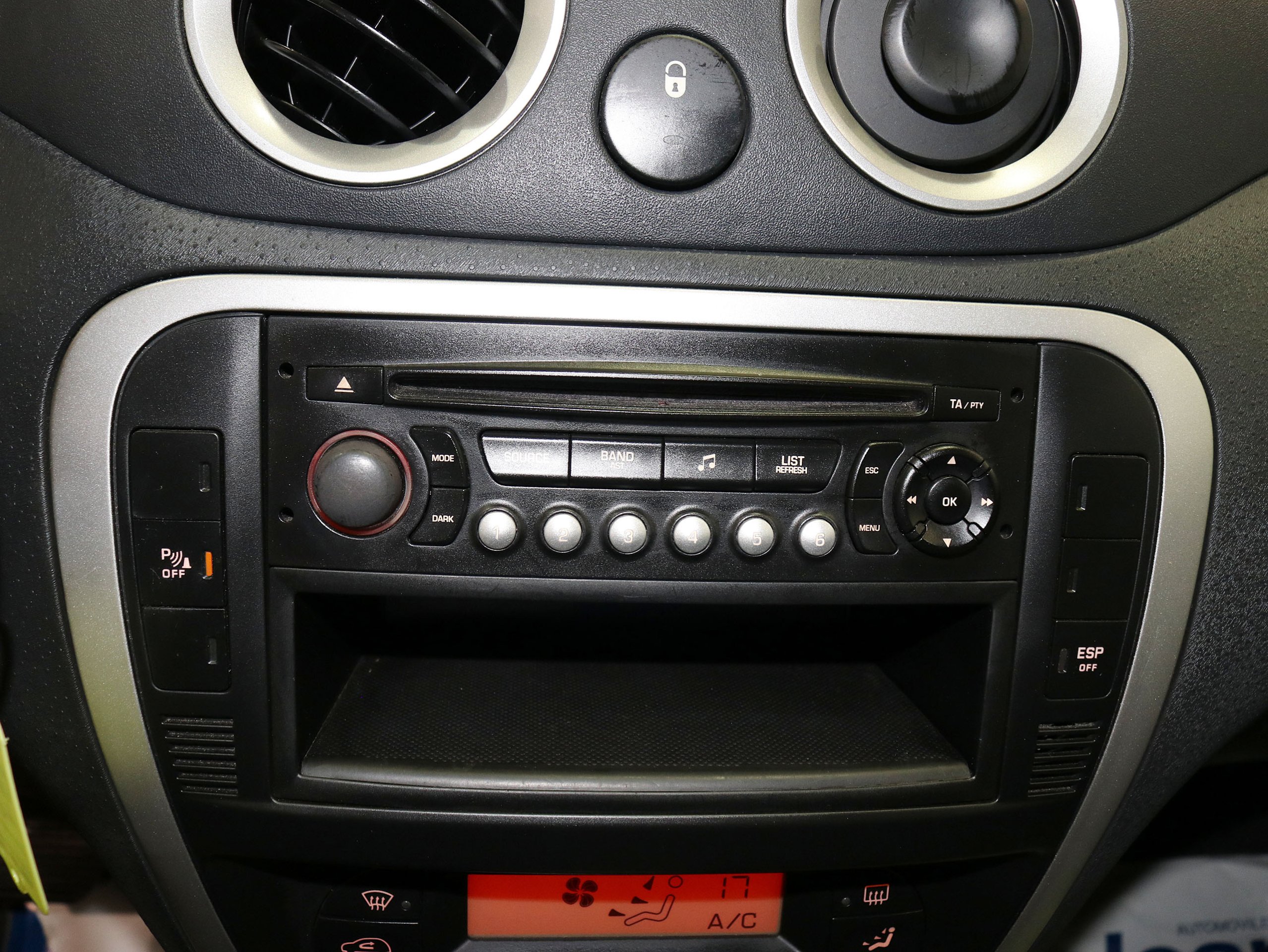 Foto Citroen C2 19