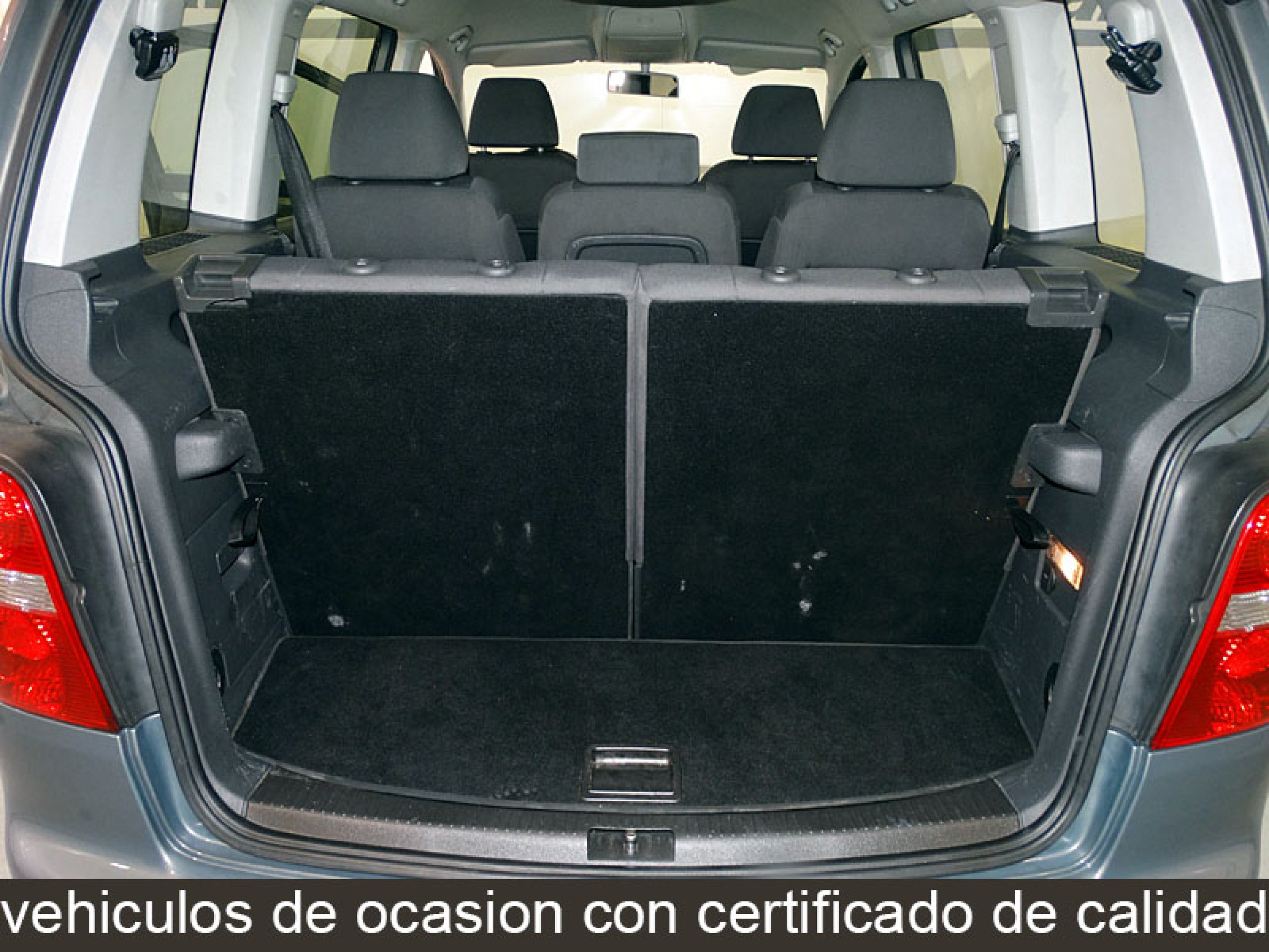 Foto Volkswagen Touran 10