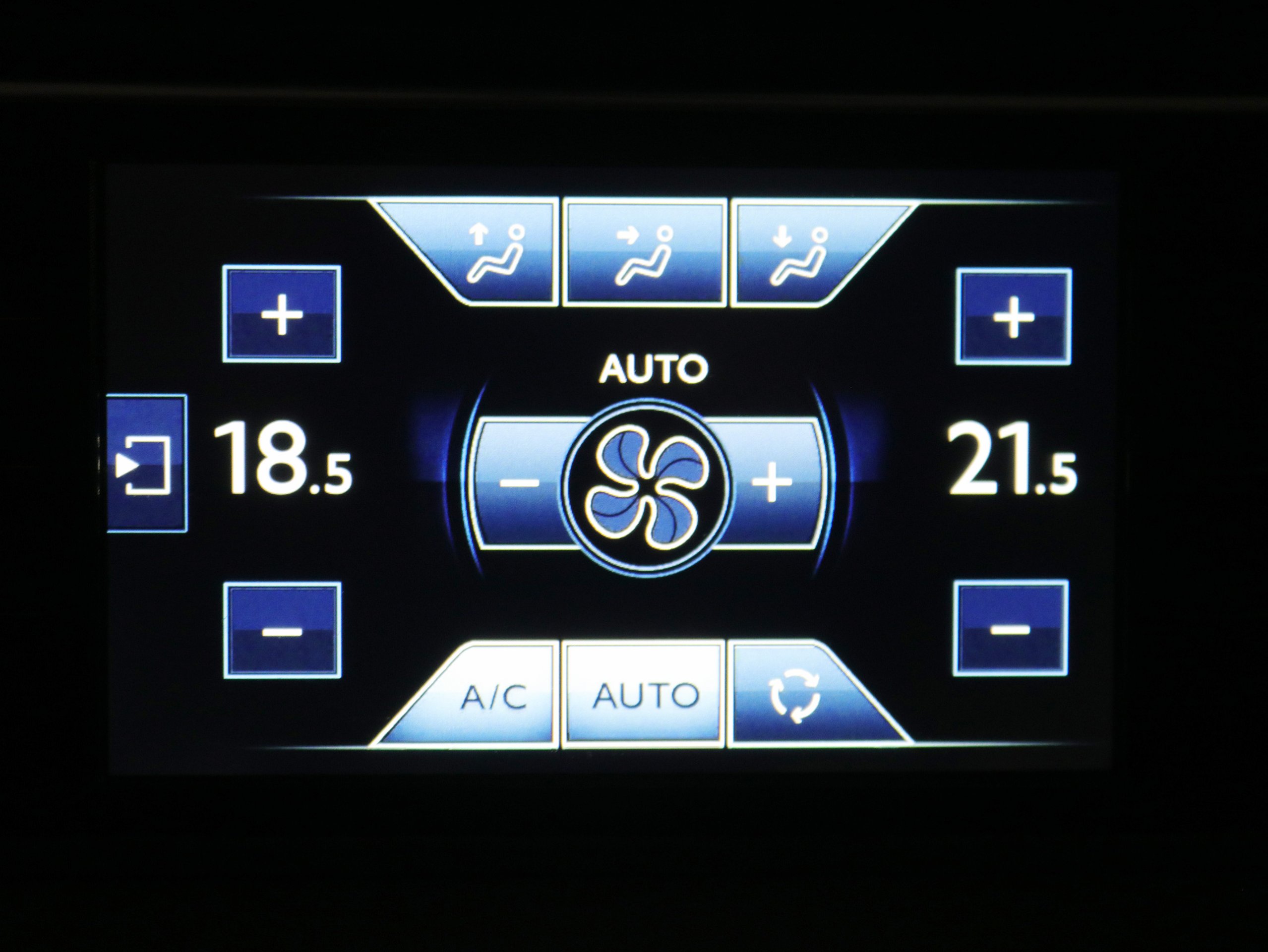 Foto Citroen Grand C4 Picasso 24