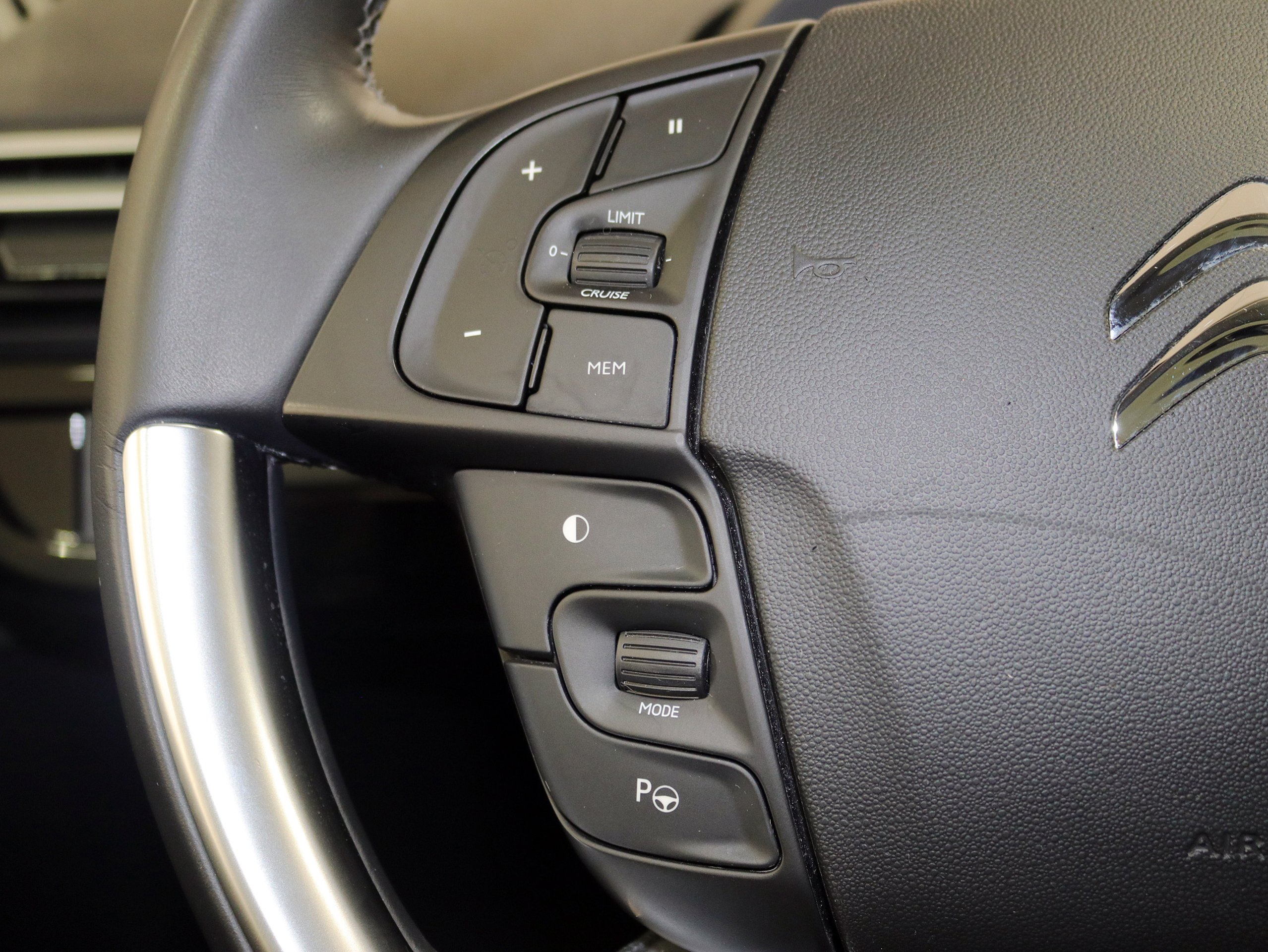 Foto Citroen Grand C4 Picasso 33