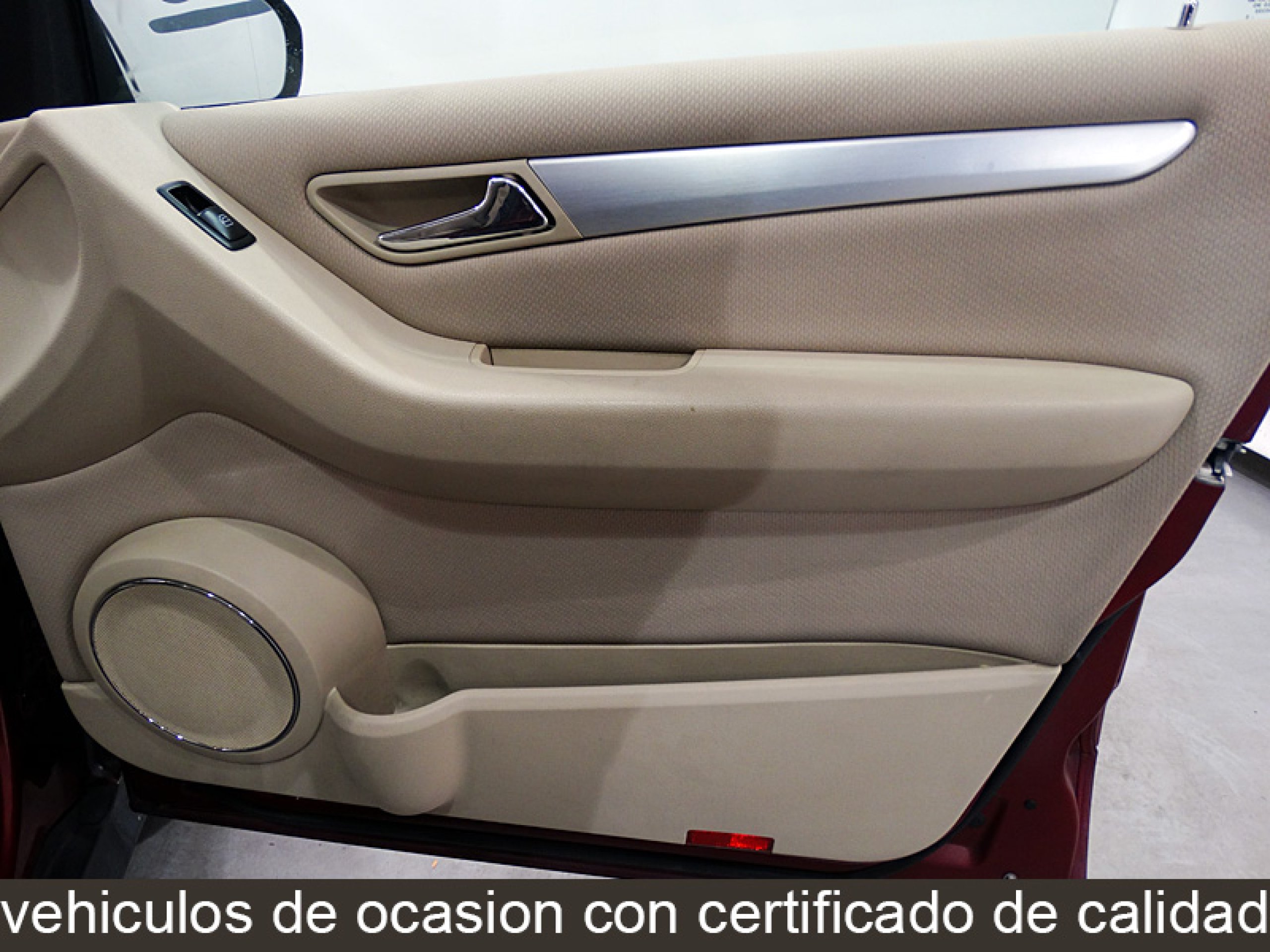 Foto Mercedes-Benz B 170 30