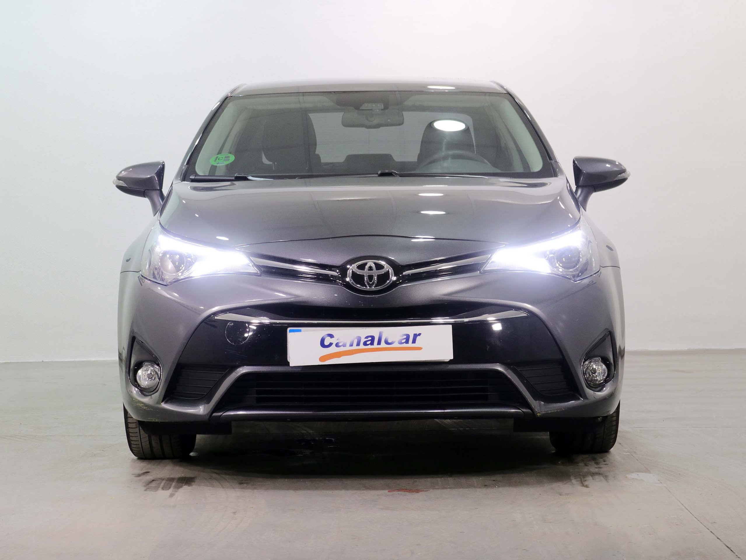 Foto Toyota Avensis 4